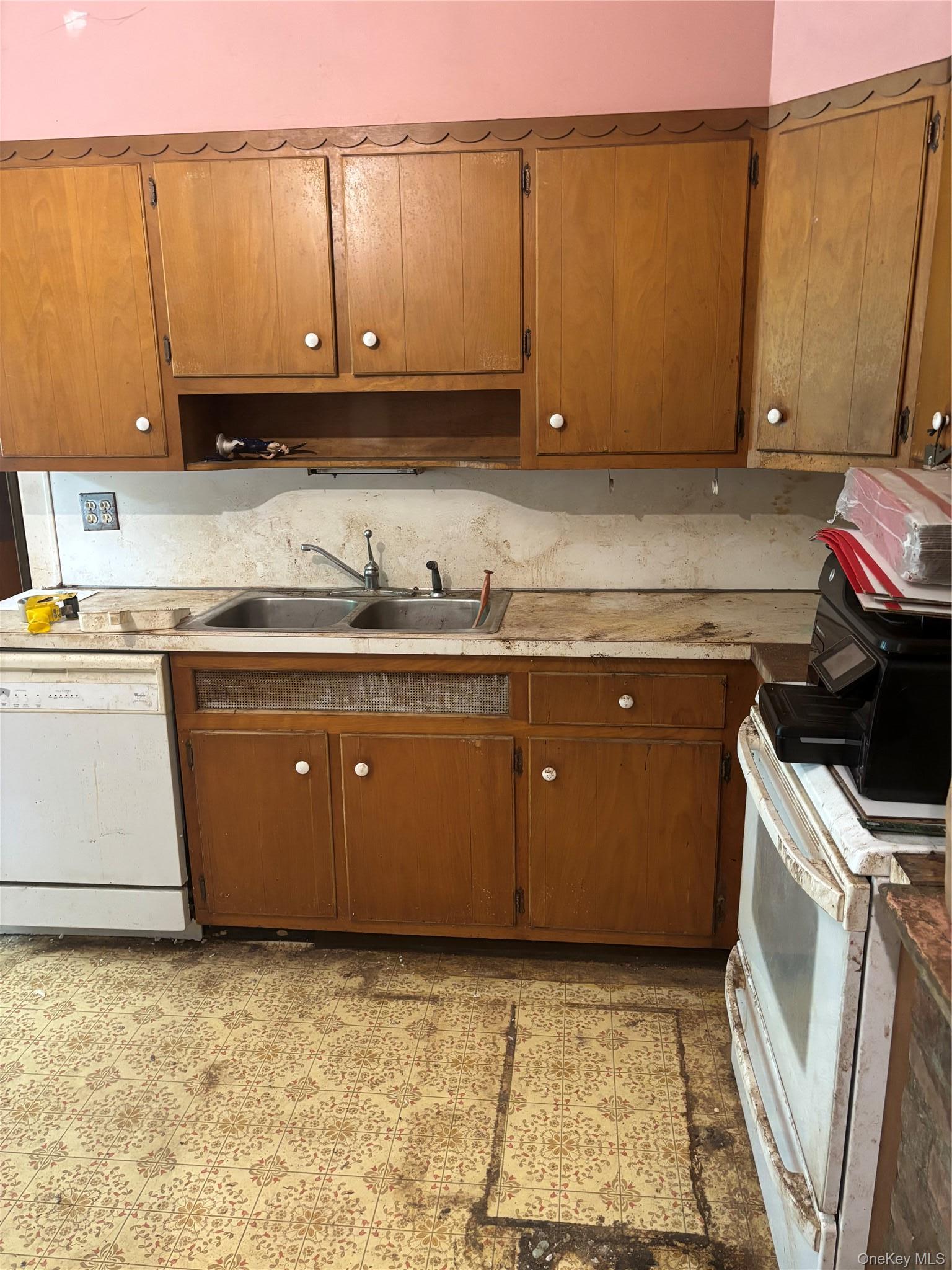 Single Family Kingwood Park Dutchess County, NY 12601, MLS-1026280-9