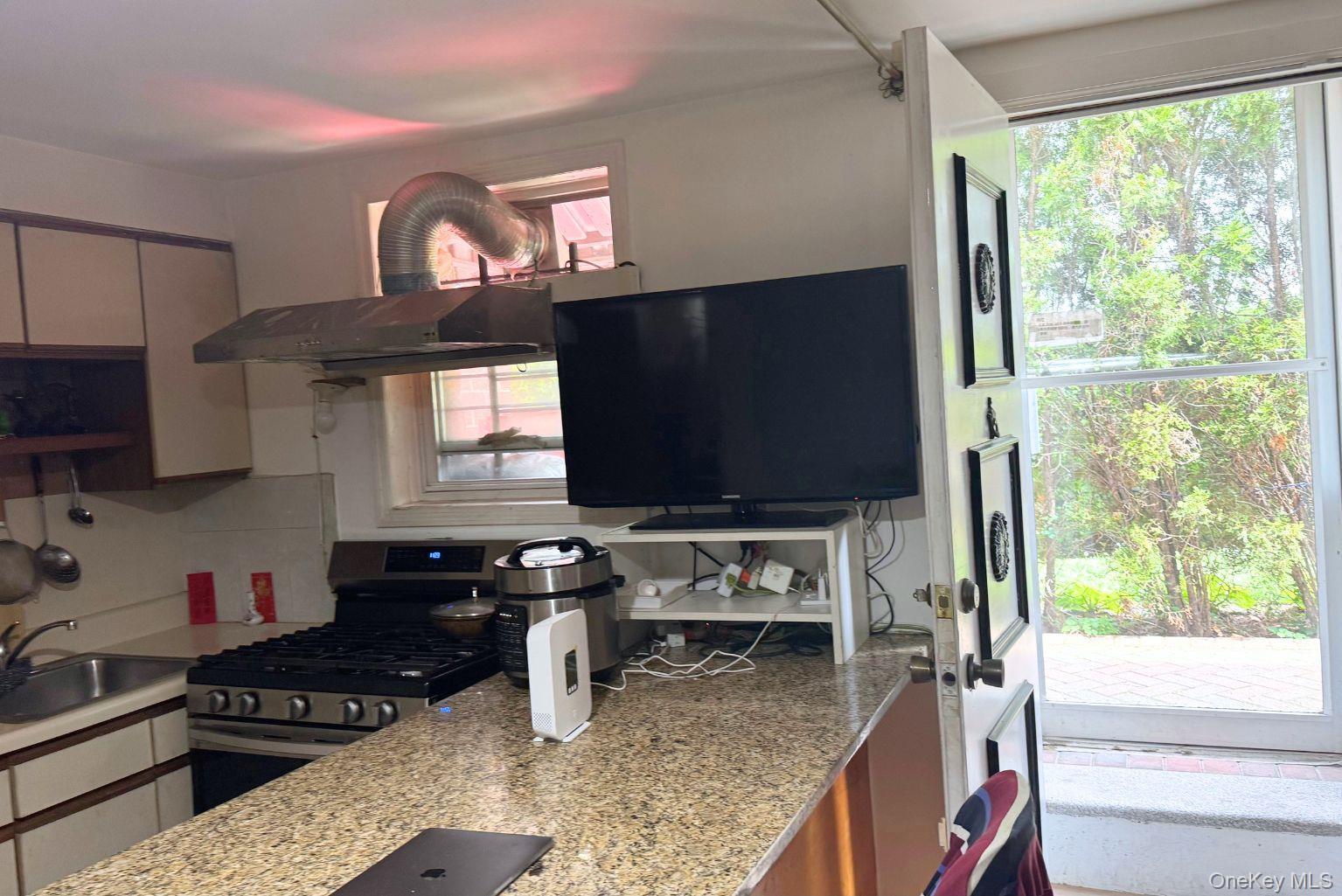 Single Family 156th Street  Queens, NY 11355, MLS-1026312-7