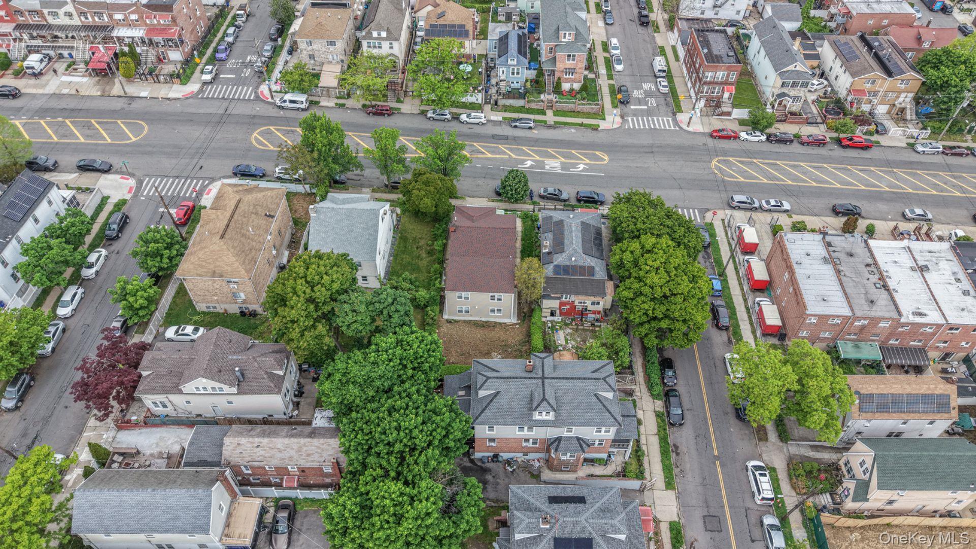 Single Family Hammersley Avenue Bronx, NY 10469, MLS-1026313-31