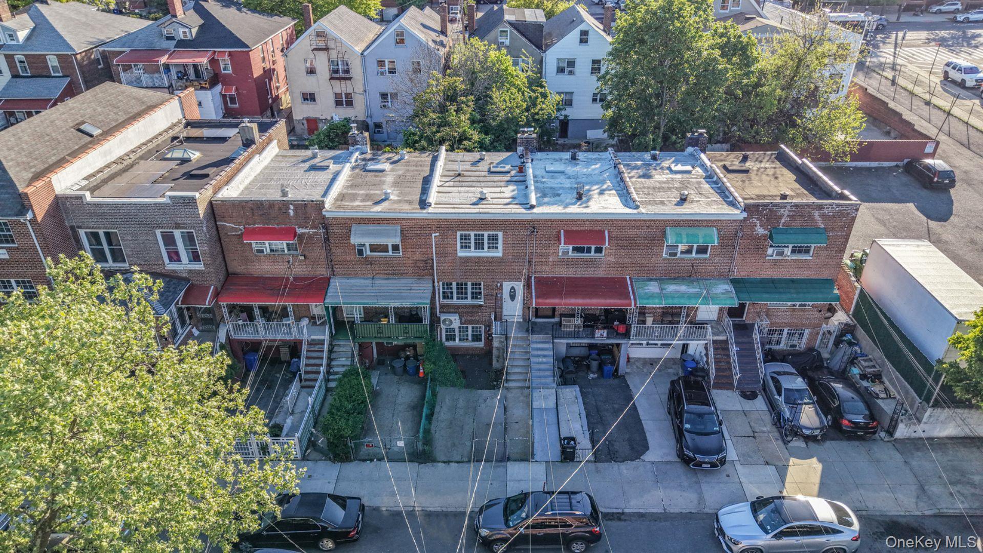 Single Family Mickle Avenue  Bronx, NY 10469, MLS-1026326-22