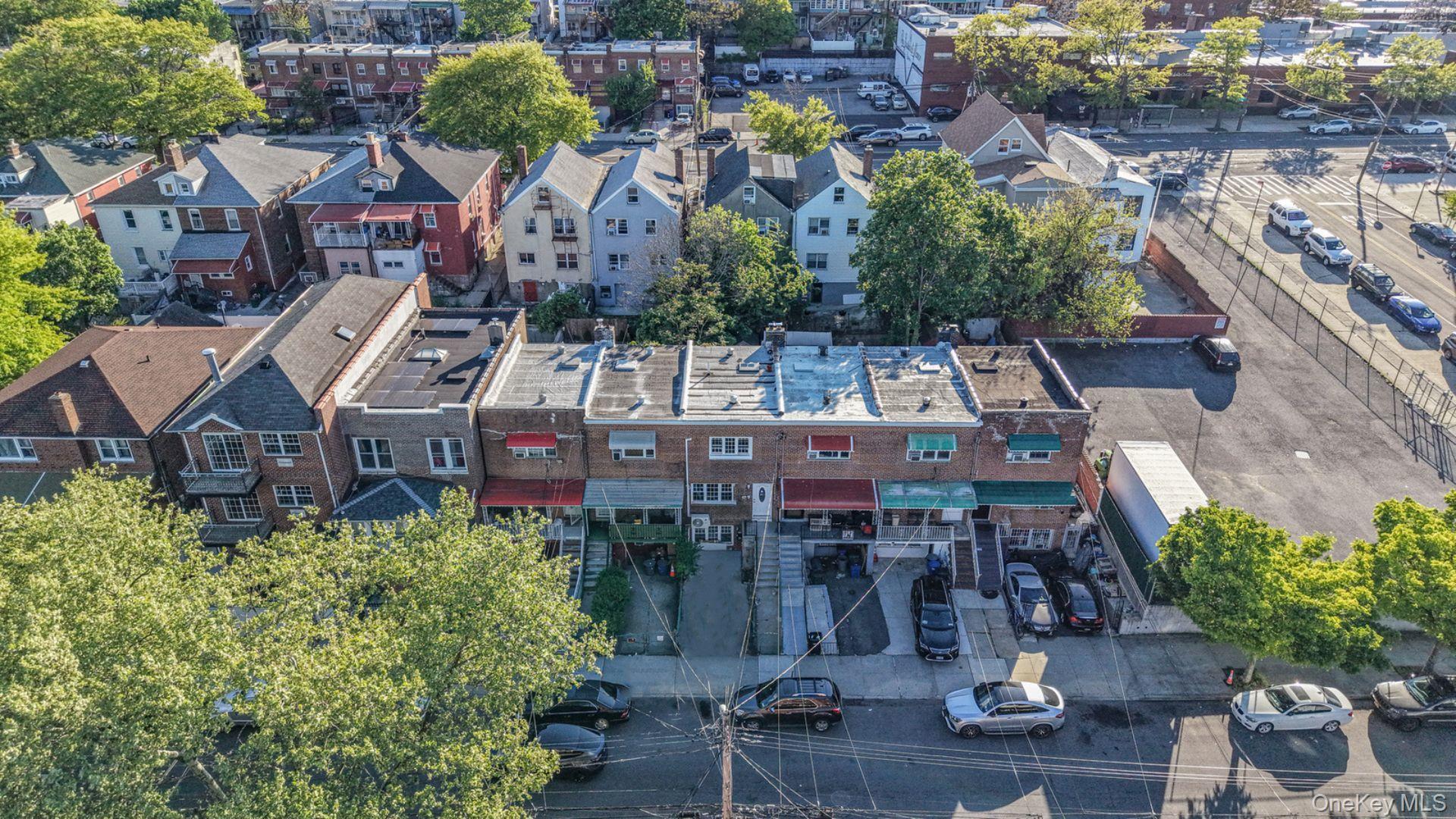 Single Family Mickle Avenue  Bronx, NY 10469, MLS-1026326-23