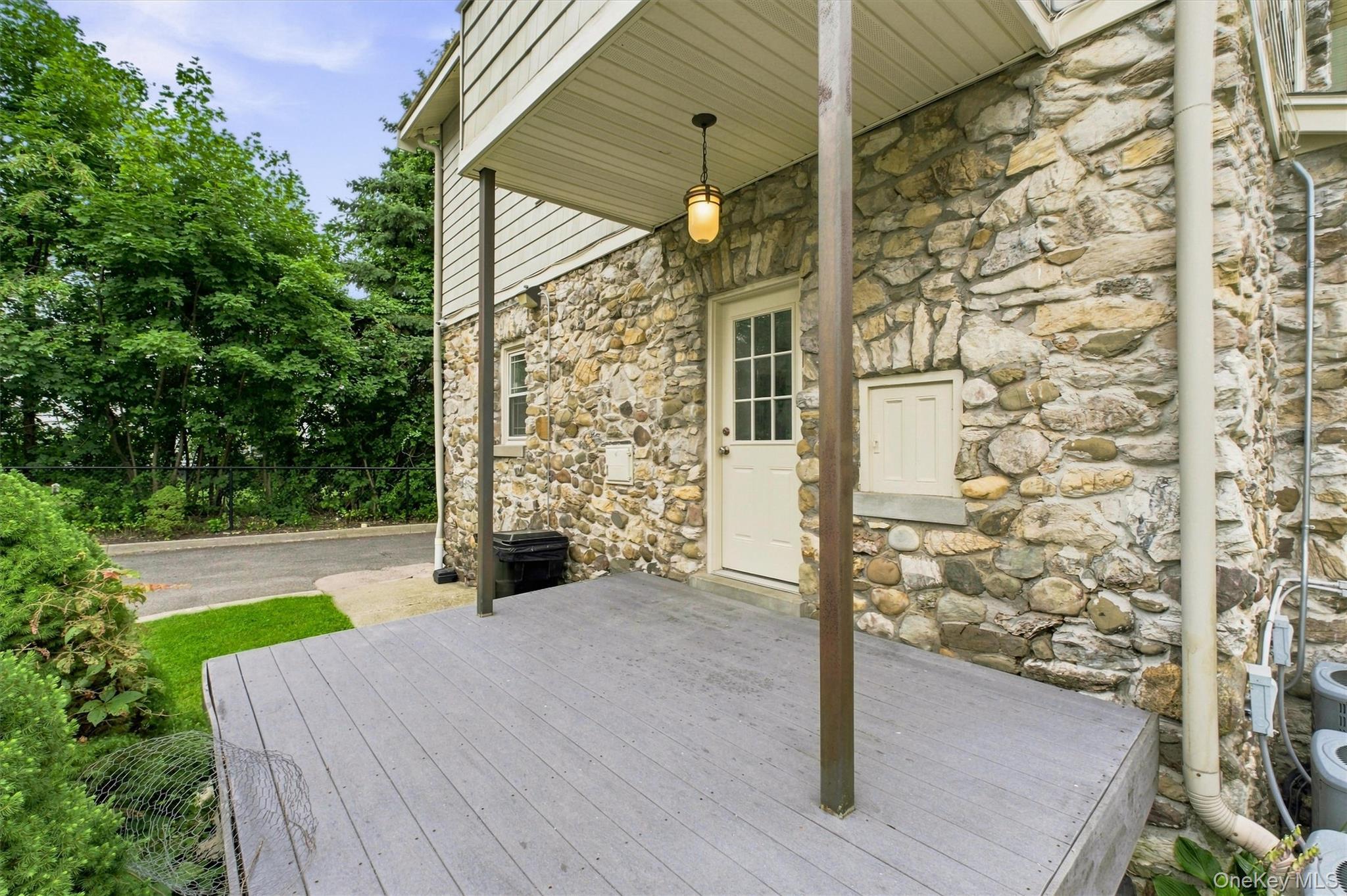 Single Family Washington Street Dutchess County, NY 12601, MLS-1026339-33