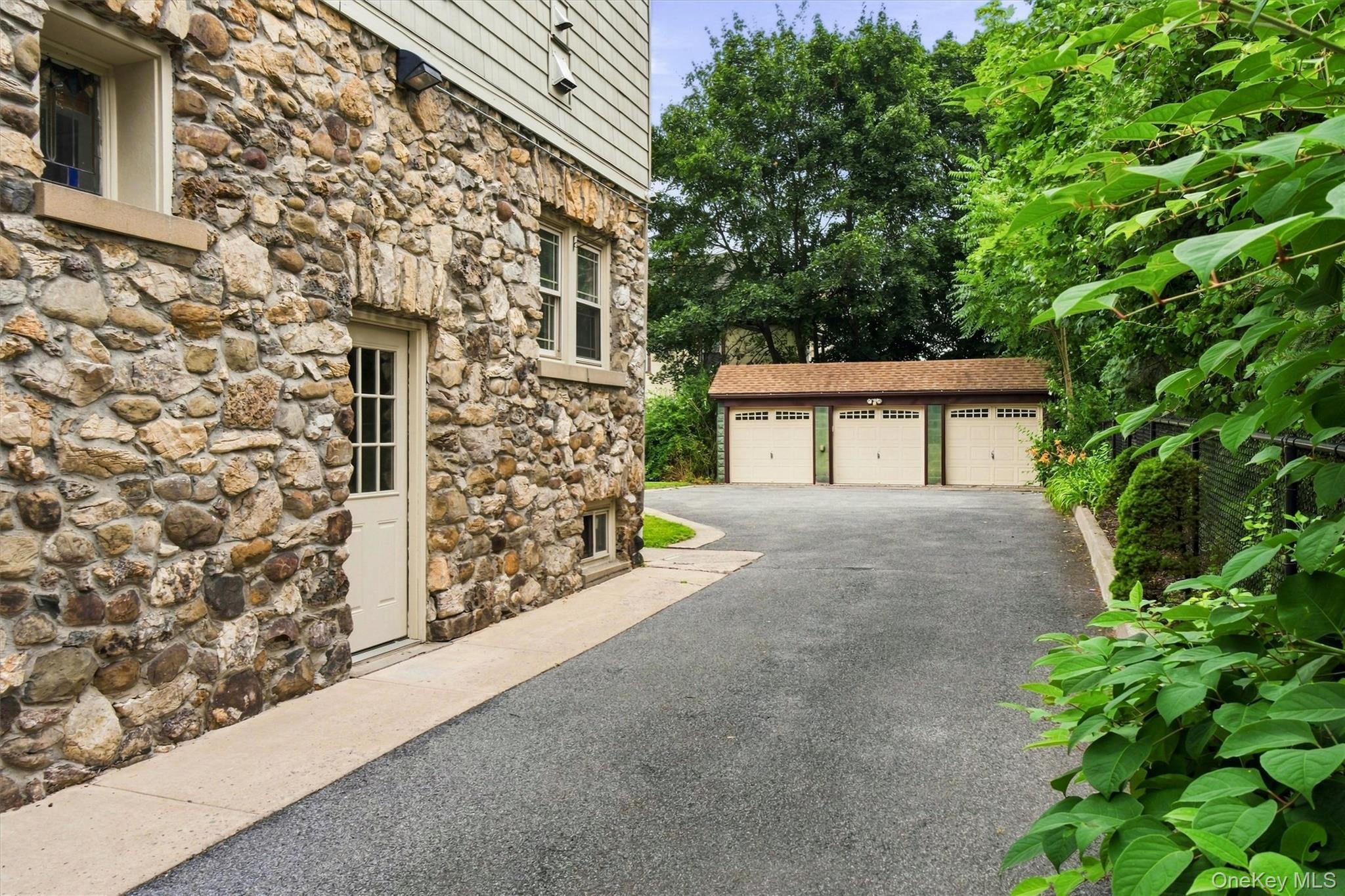 Single Family Washington Street Dutchess County, NY 12601, MLS-1026339-36