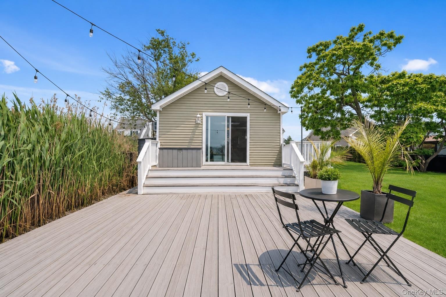 Single Family W Islip Road  Suffolk County, NY 11795, MLS-1026344-47