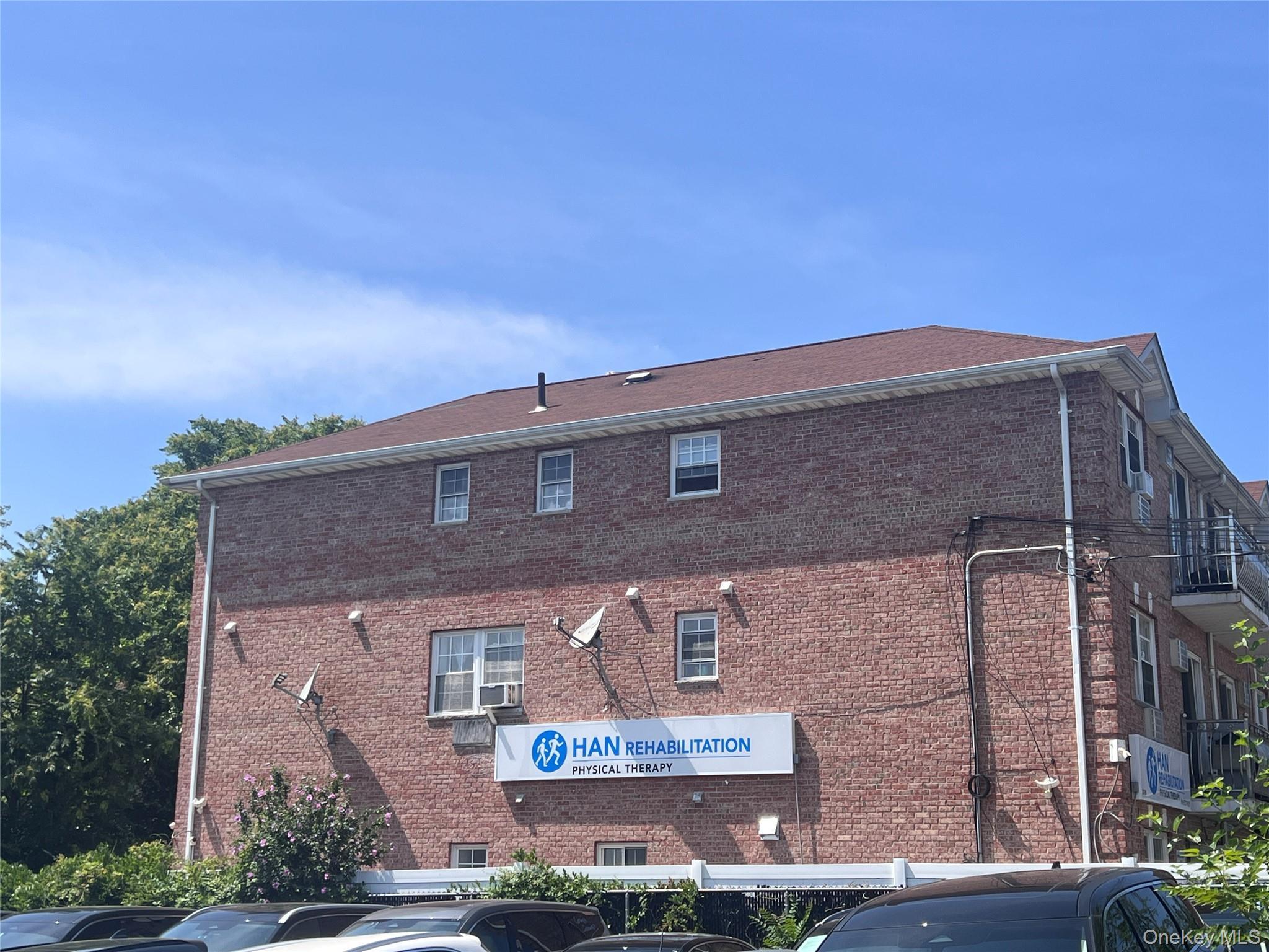 Single Family 215th Street Queens, NY 11361, MLS-1026353-3