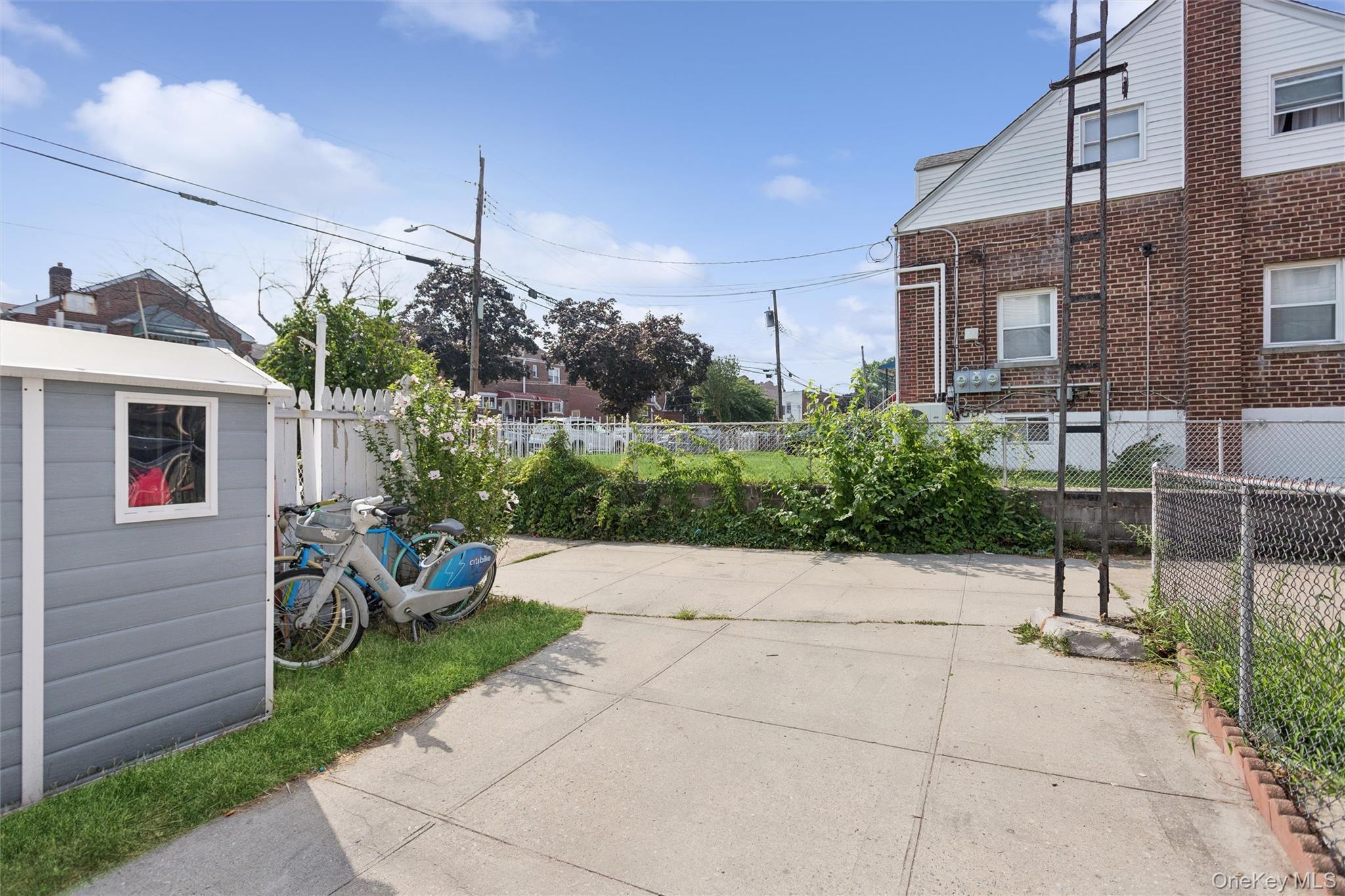 Single Family Coddington Avenue  Bronx, NY 10461, MLS-1026373-31