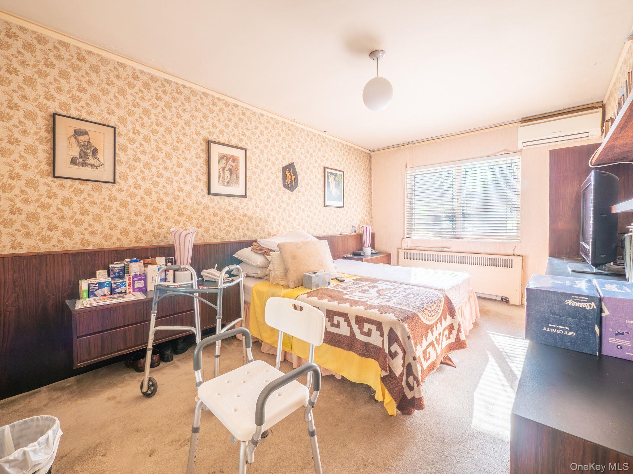 Single Family 67th Avenue Queens, NY 11374, MLS-1026384-6