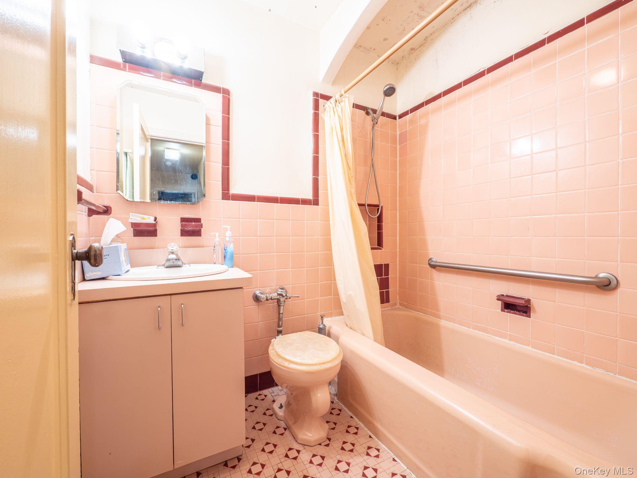 Single Family 67th Avenue Queens, NY 11374, MLS-1026384-7
