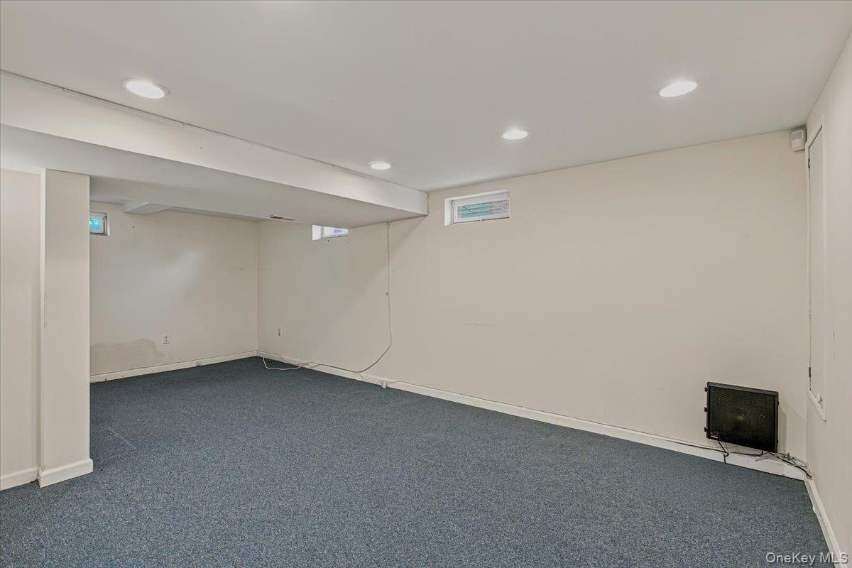 Single Family 9th Avenue  Queens, NY 11357, MLS-1026389-21