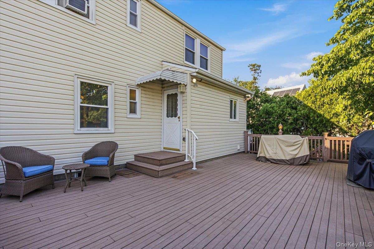 Single Family 9th Avenue  Queens, NY 11357, MLS-1026389-25