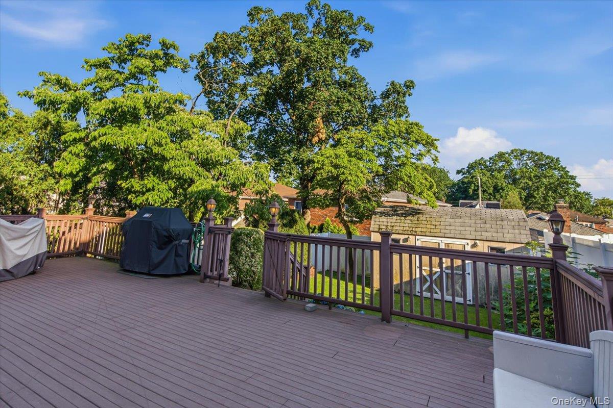 Single Family 9th Avenue  Queens, NY 11357, MLS-1026389-26
