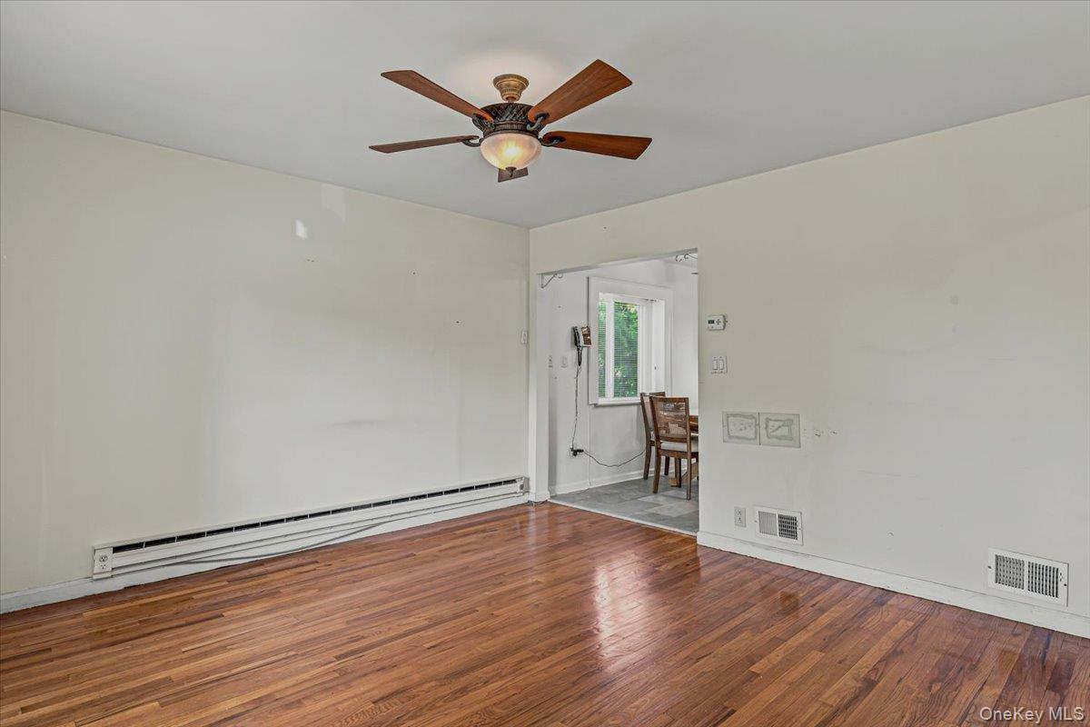 Single Family 9th Avenue  Queens, NY 11357, MLS-1026389-4