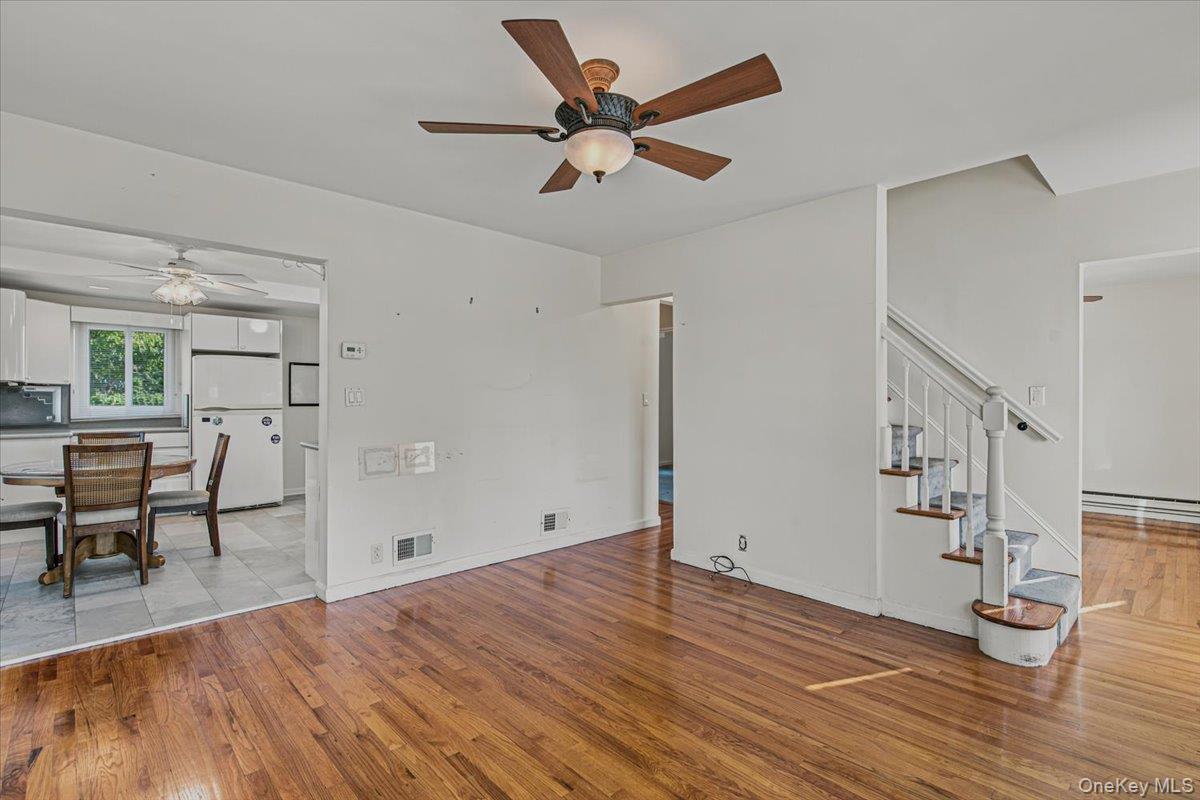 Single Family 9th Avenue  Queens, NY 11357, MLS-1026389-7
