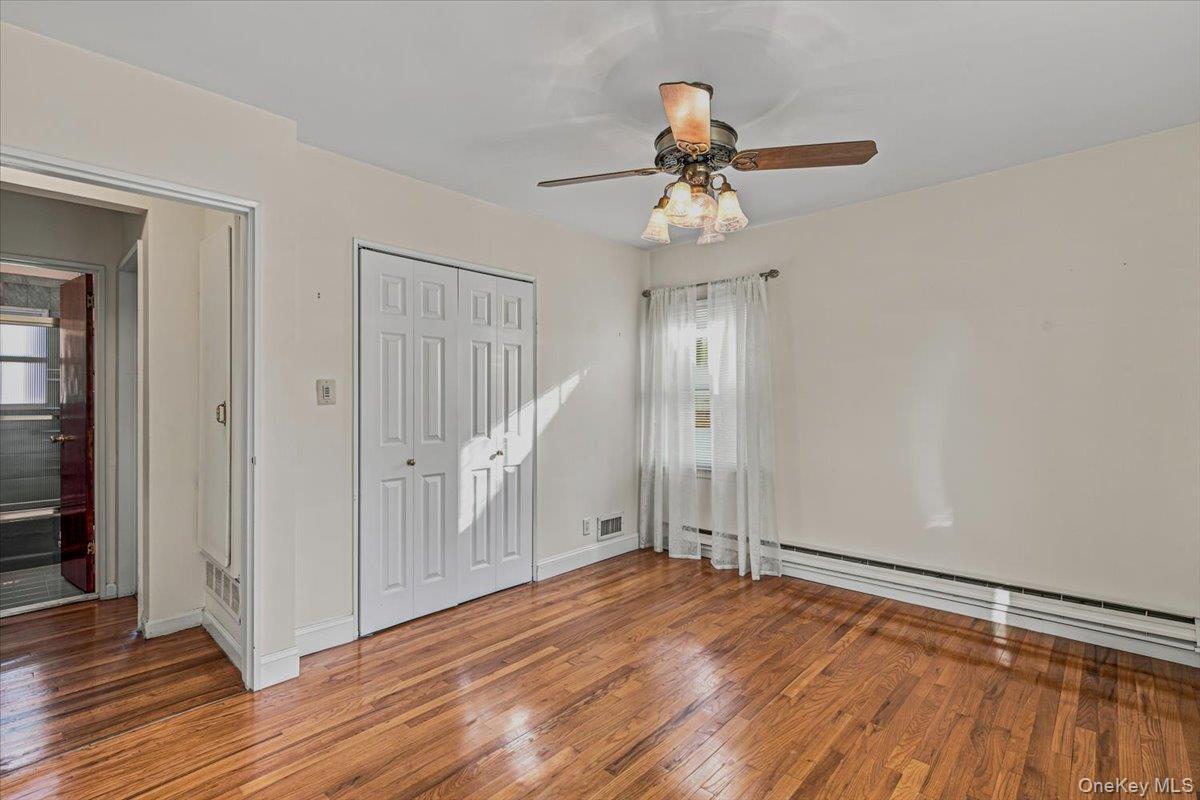 Single Family 9th Avenue  Queens, NY 11357, MLS-1026389-8