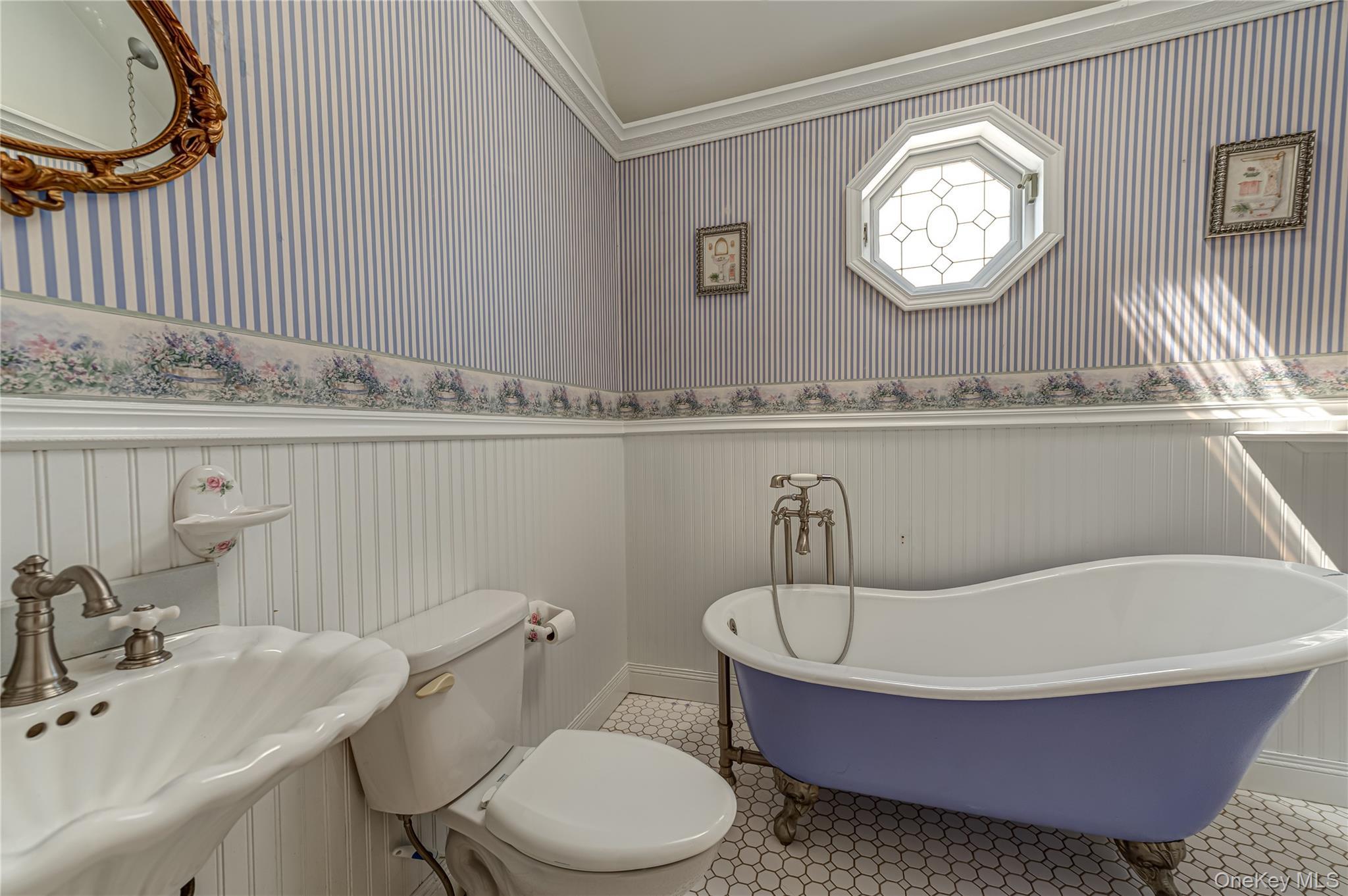 Single Family 88th Street Queens, NY 11414, MLS-1026418-20