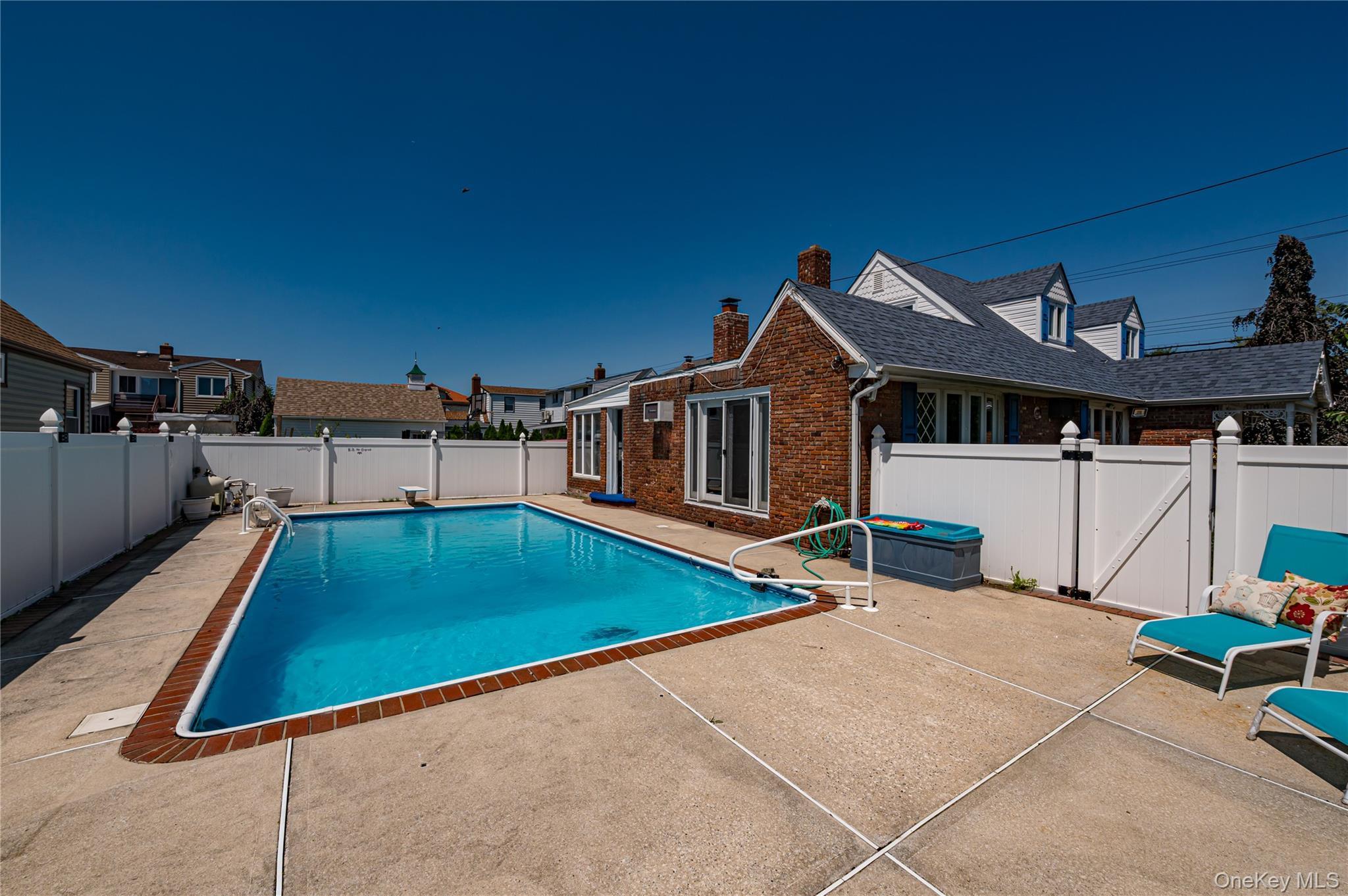 Single Family 88th Street Queens, NY 11414, MLS-1026418-33