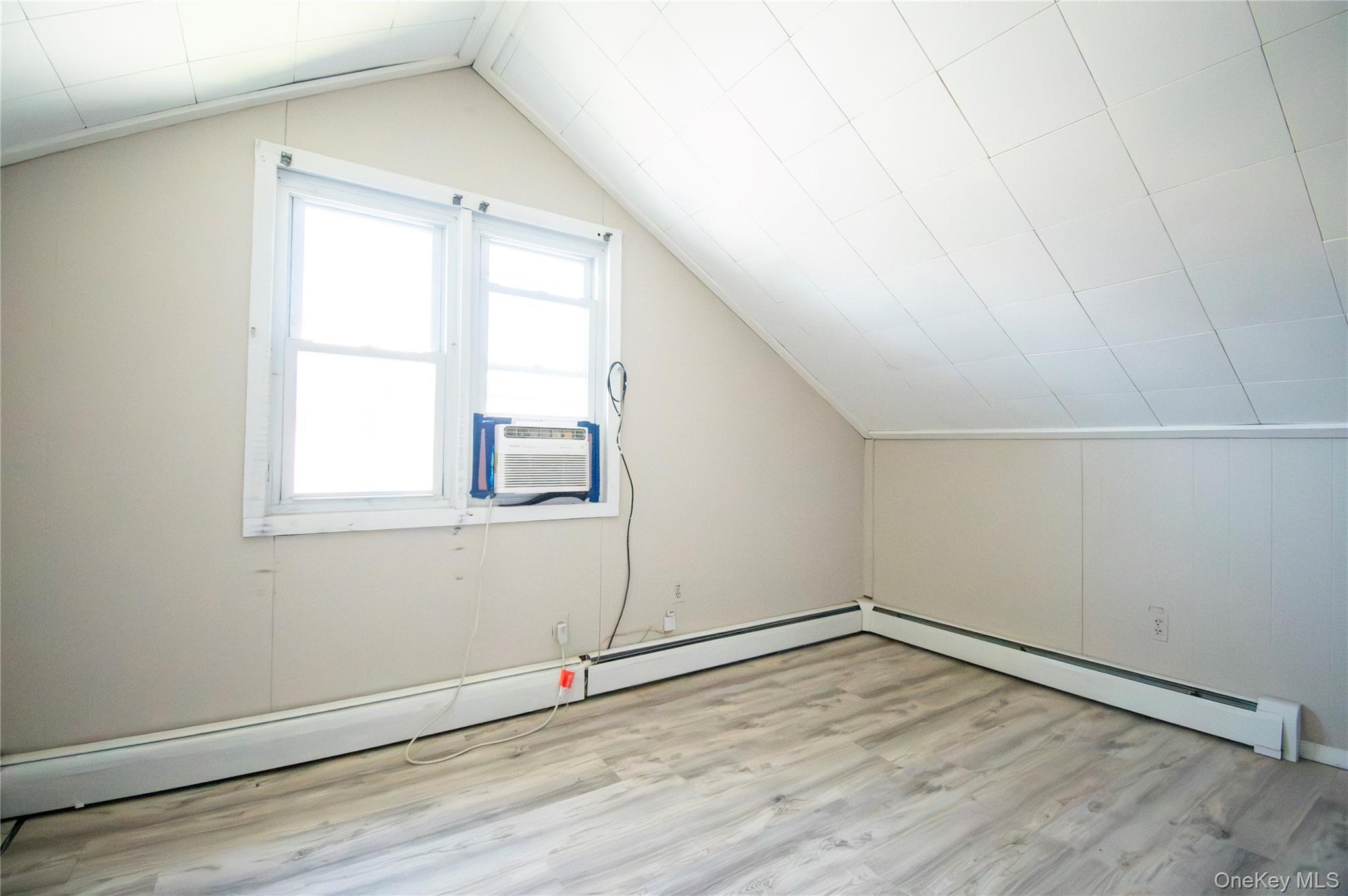Single Family Gale Avenue Nassau County, NY 11510, MLS-1026423-22