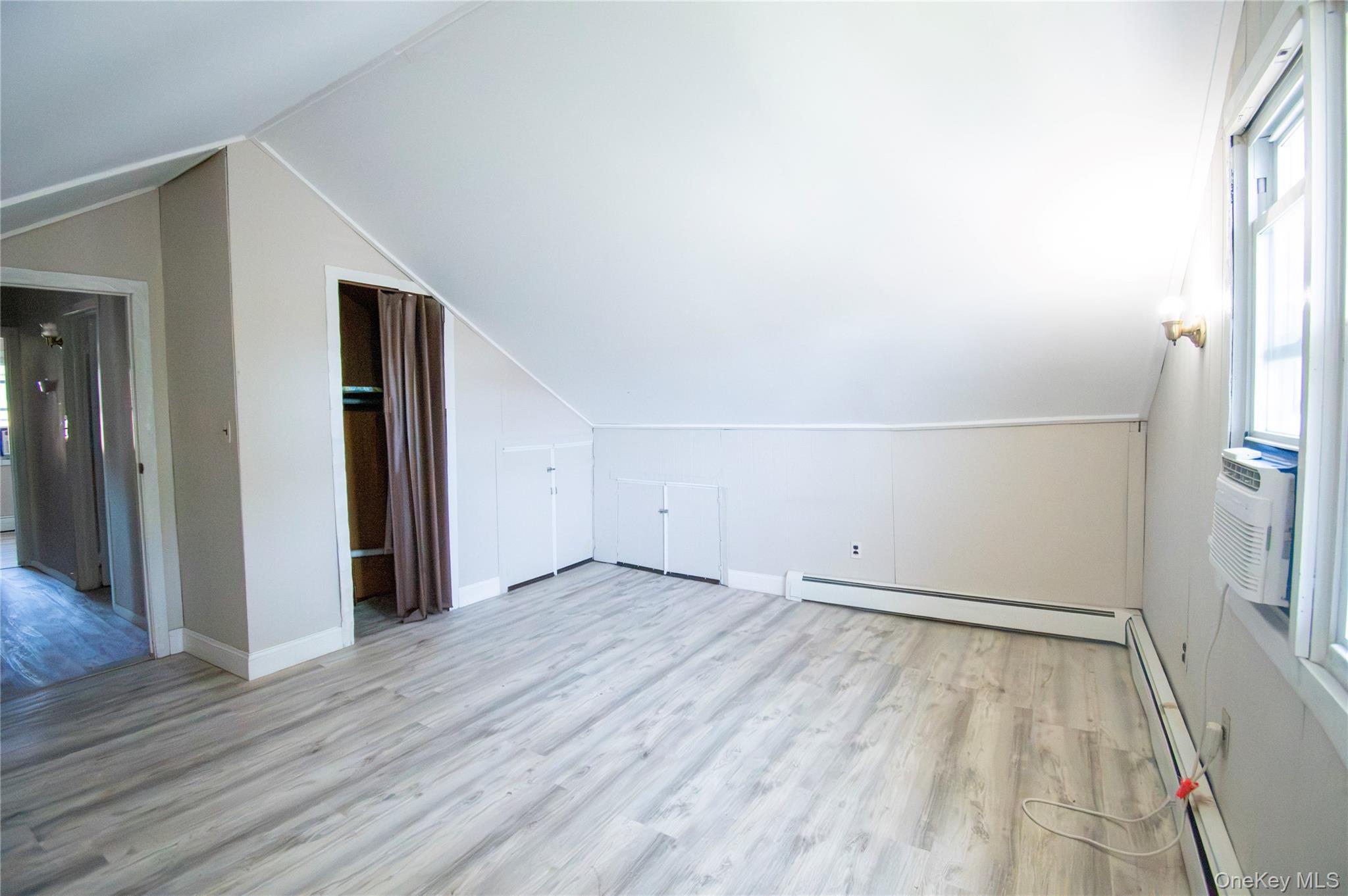 Single Family Gale Avenue Nassau County, NY 11510, MLS-1026423-28