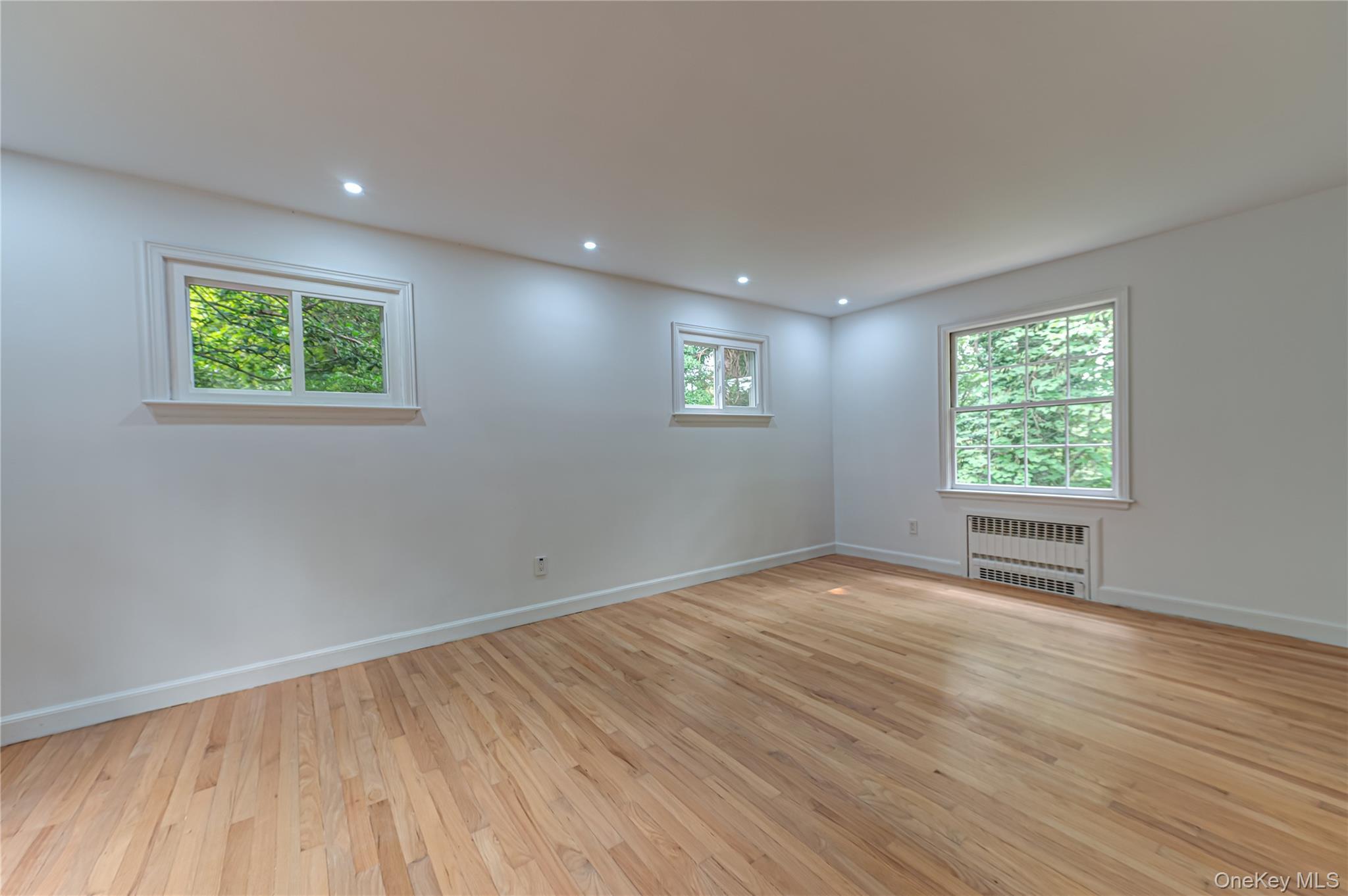 Single Family South Run Suffolk County, NY 11724, MLS-1026452-20