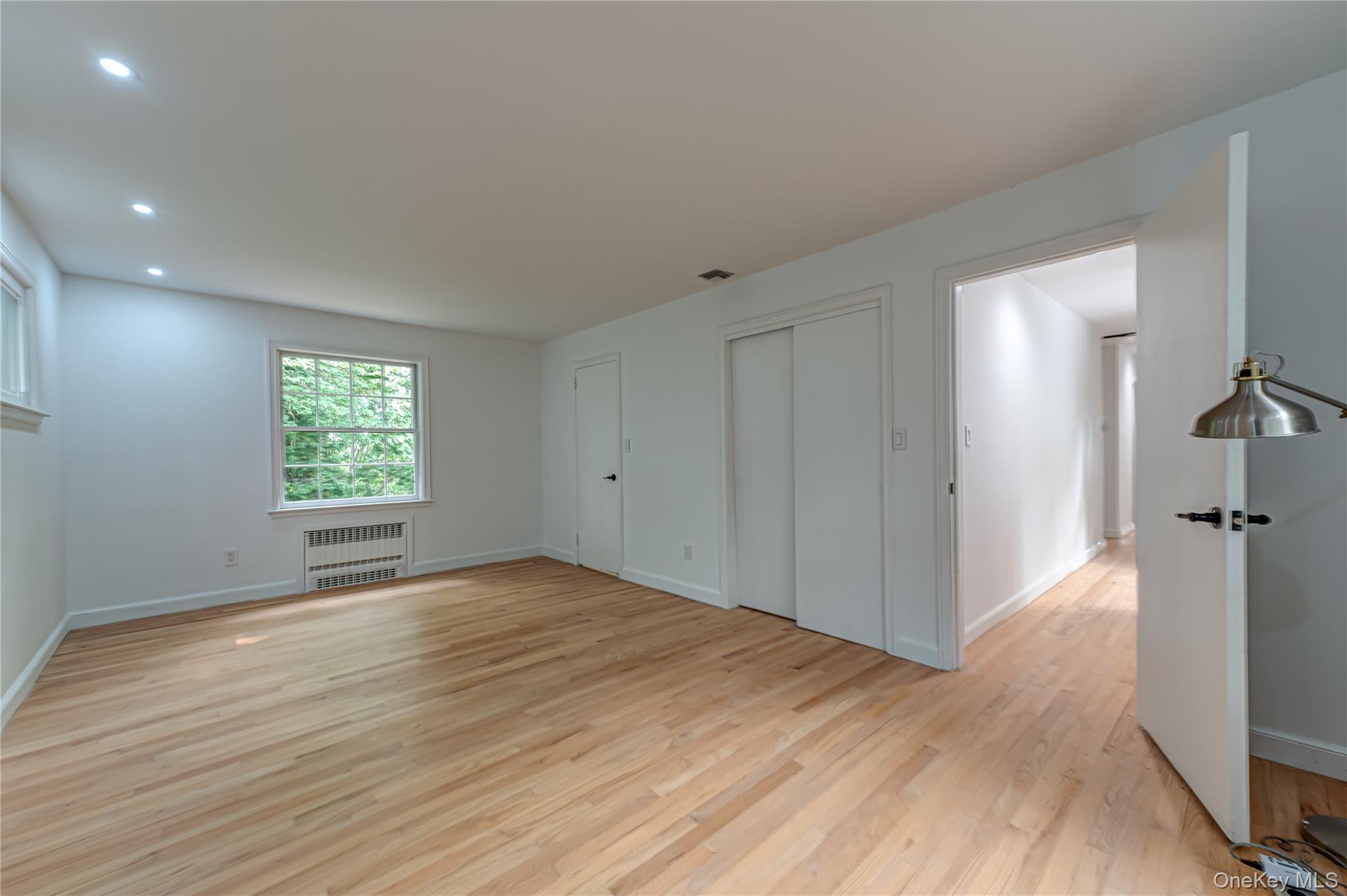 Single Family South Run Suffolk County, NY 11724, MLS-1026452-21