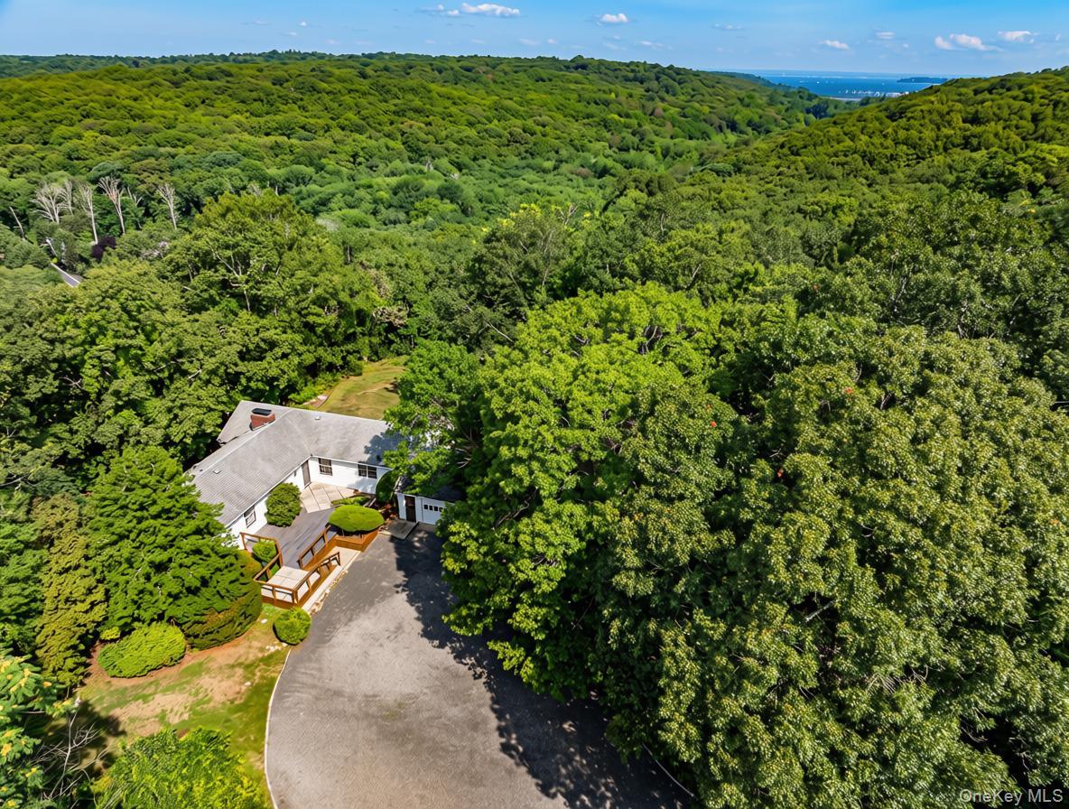 Single Family South Run Suffolk County, NY 11724, MLS-1026452-3