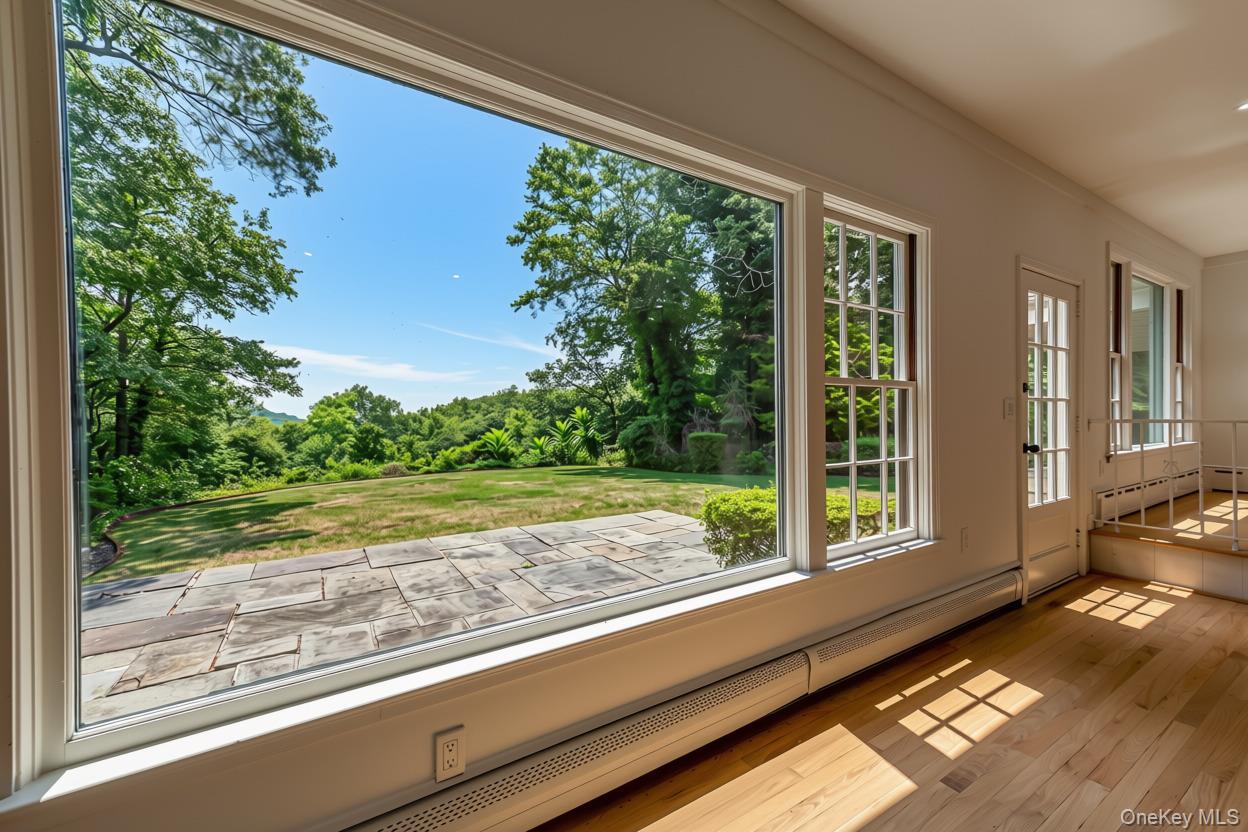 Single Family South Run Suffolk County, NY 11724, MLS-1026452-8