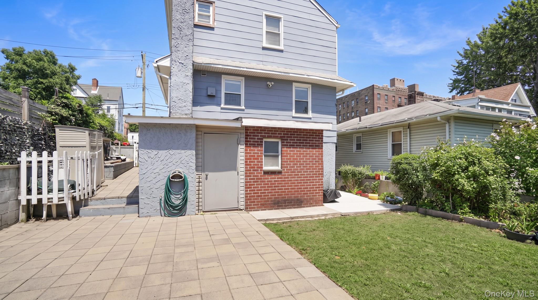 Single Family Edgewood Avenue Westchester County, NY 10704, MLS-1026456-26