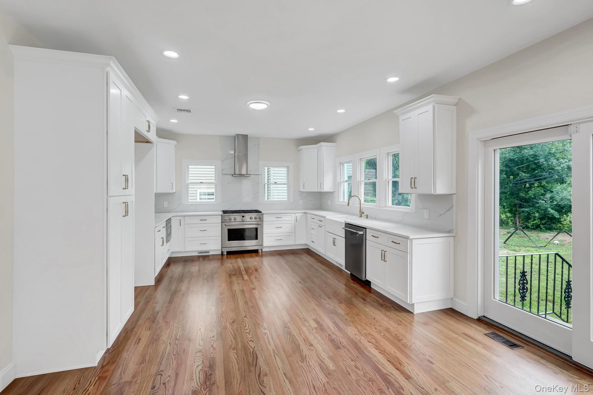 Single Family George Street  Nassau County, NY 11577, MLS-1026483-12
