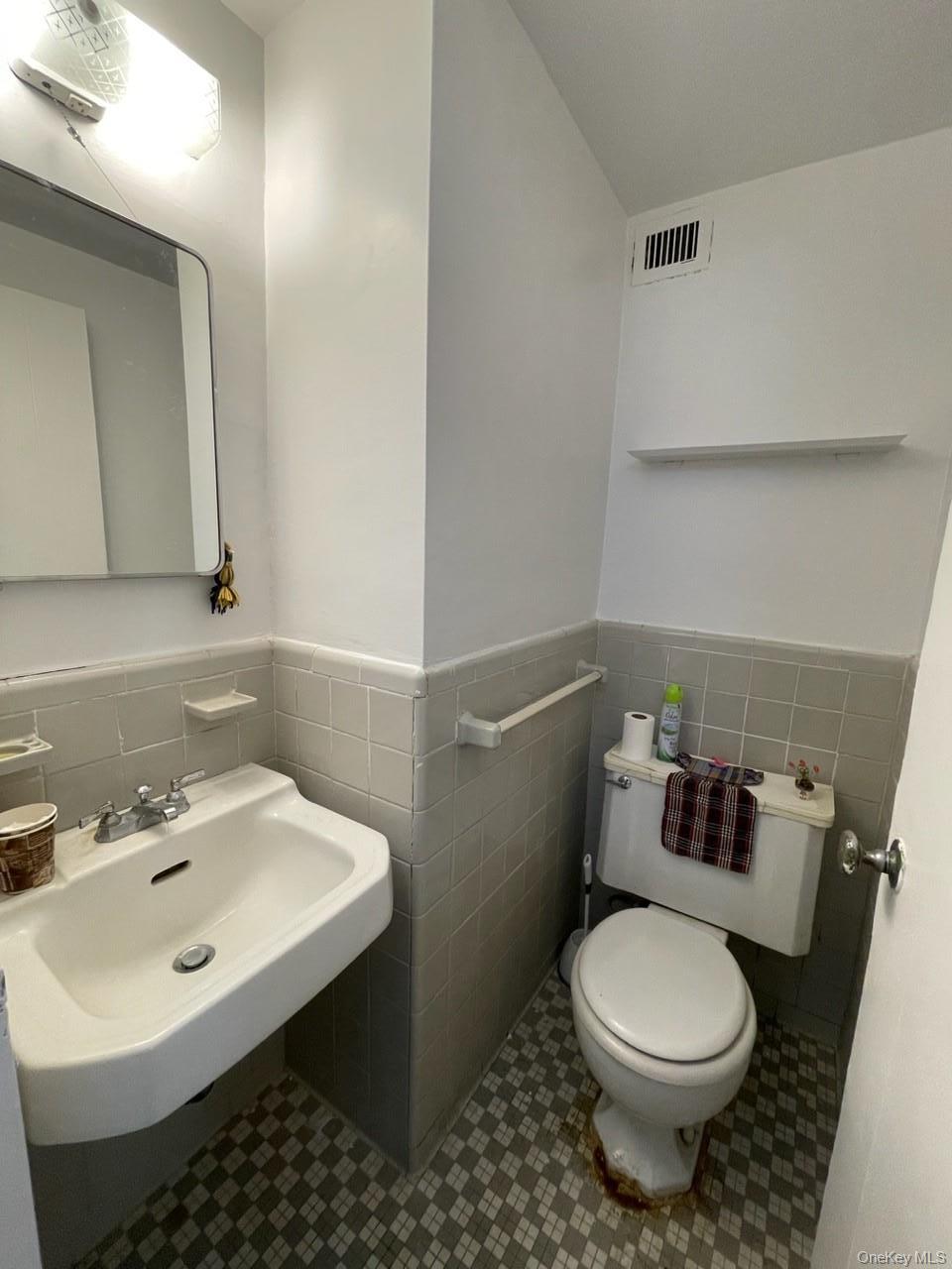 Apartment Fordham Hill Oval Bronx, NY 10458, MLS-1026501-10
