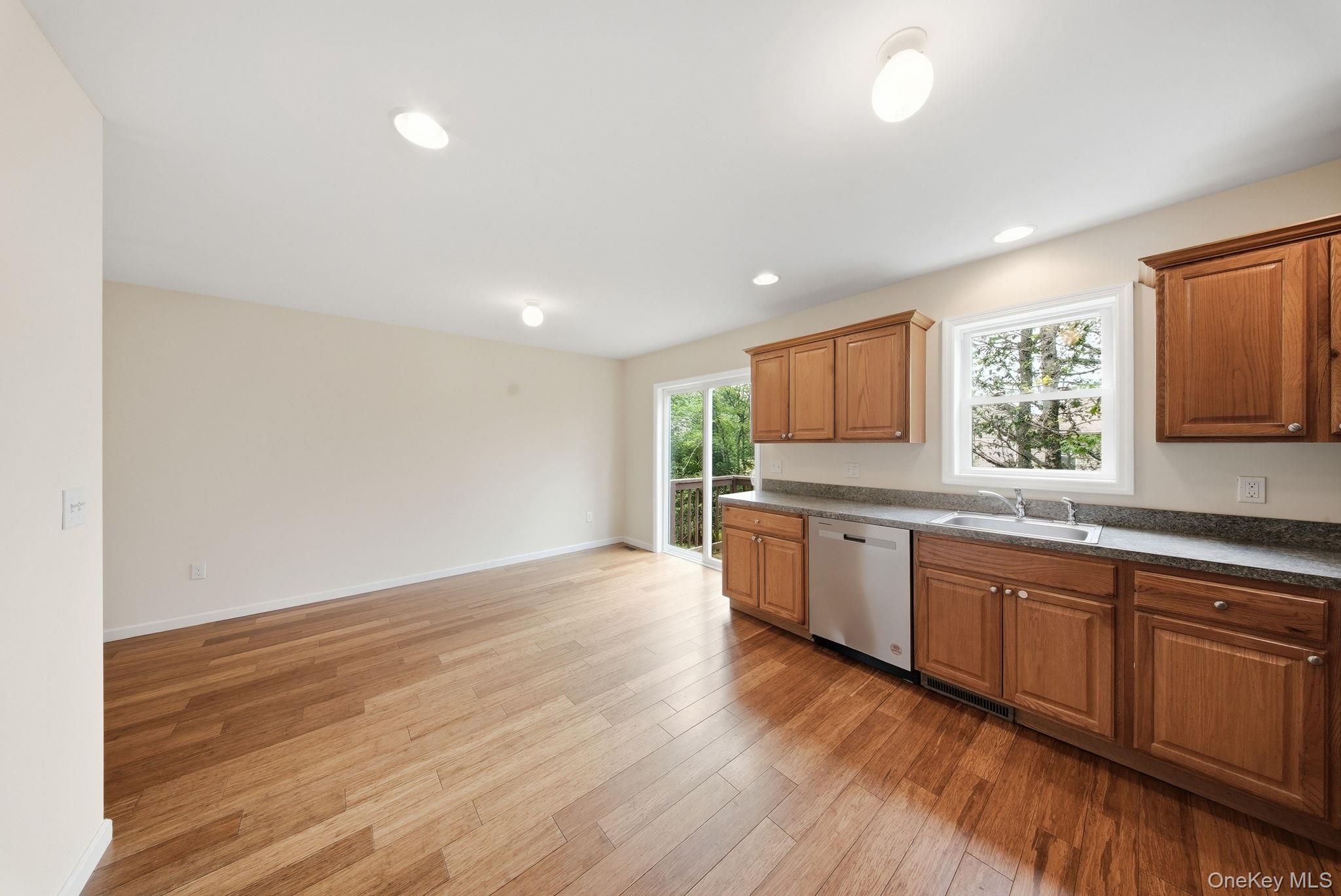 Single Family Deerfield Court  Sullivan County, NY 12775, MLS-1026528-11