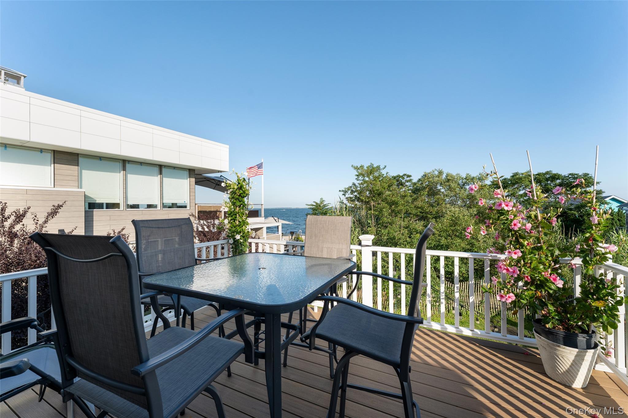 Single Family Beach  Suffolk County, NY 11948, MLS-1026560-26