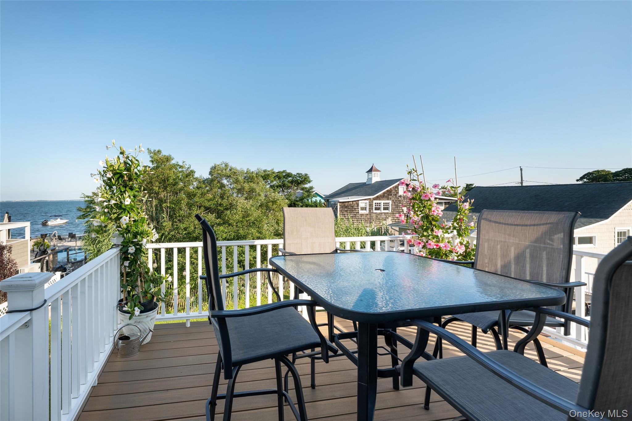 Single Family Beach  Suffolk County, NY 11948, MLS-1026560-27