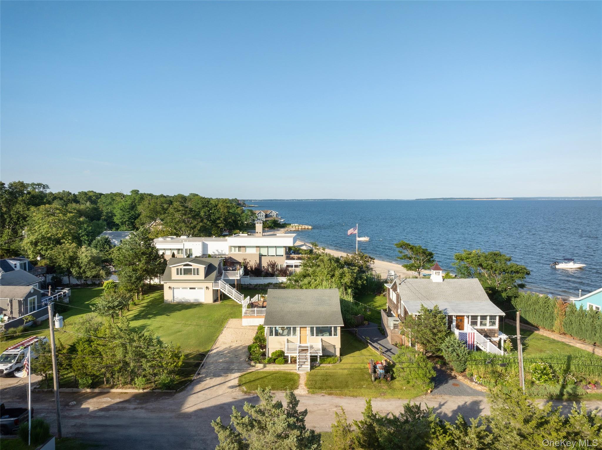 Single Family Beach  Suffolk County, NY 11948, MLS-1026560-3