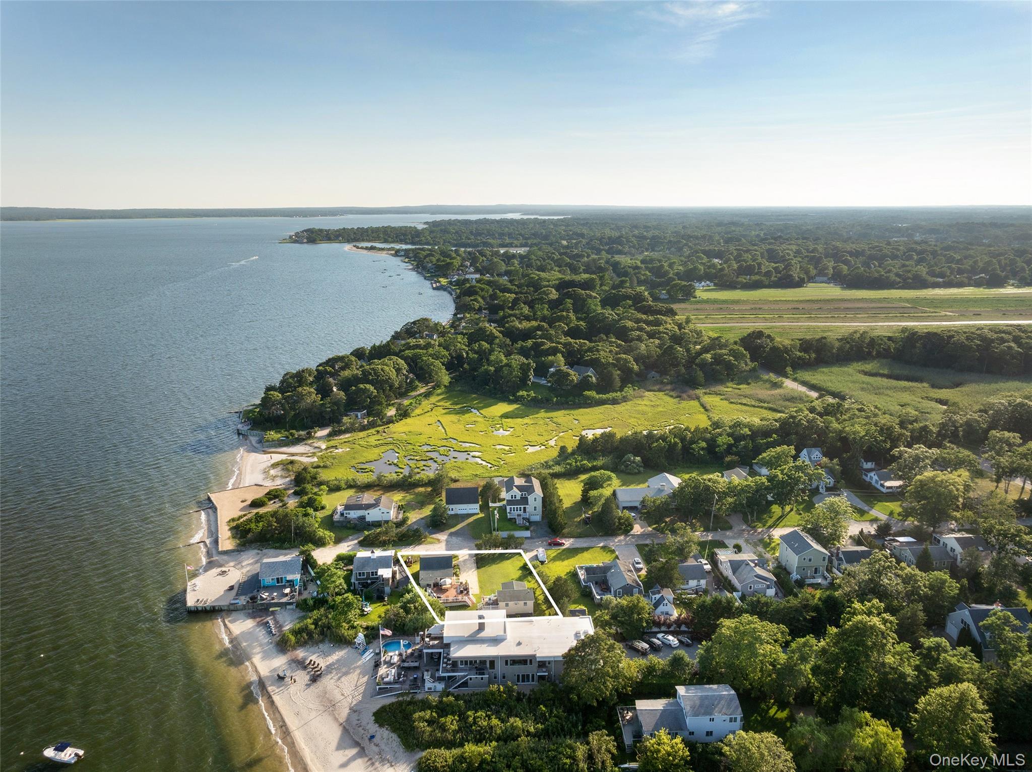 Single Family Beach  Suffolk County, NY 11948, MLS-1026560-33