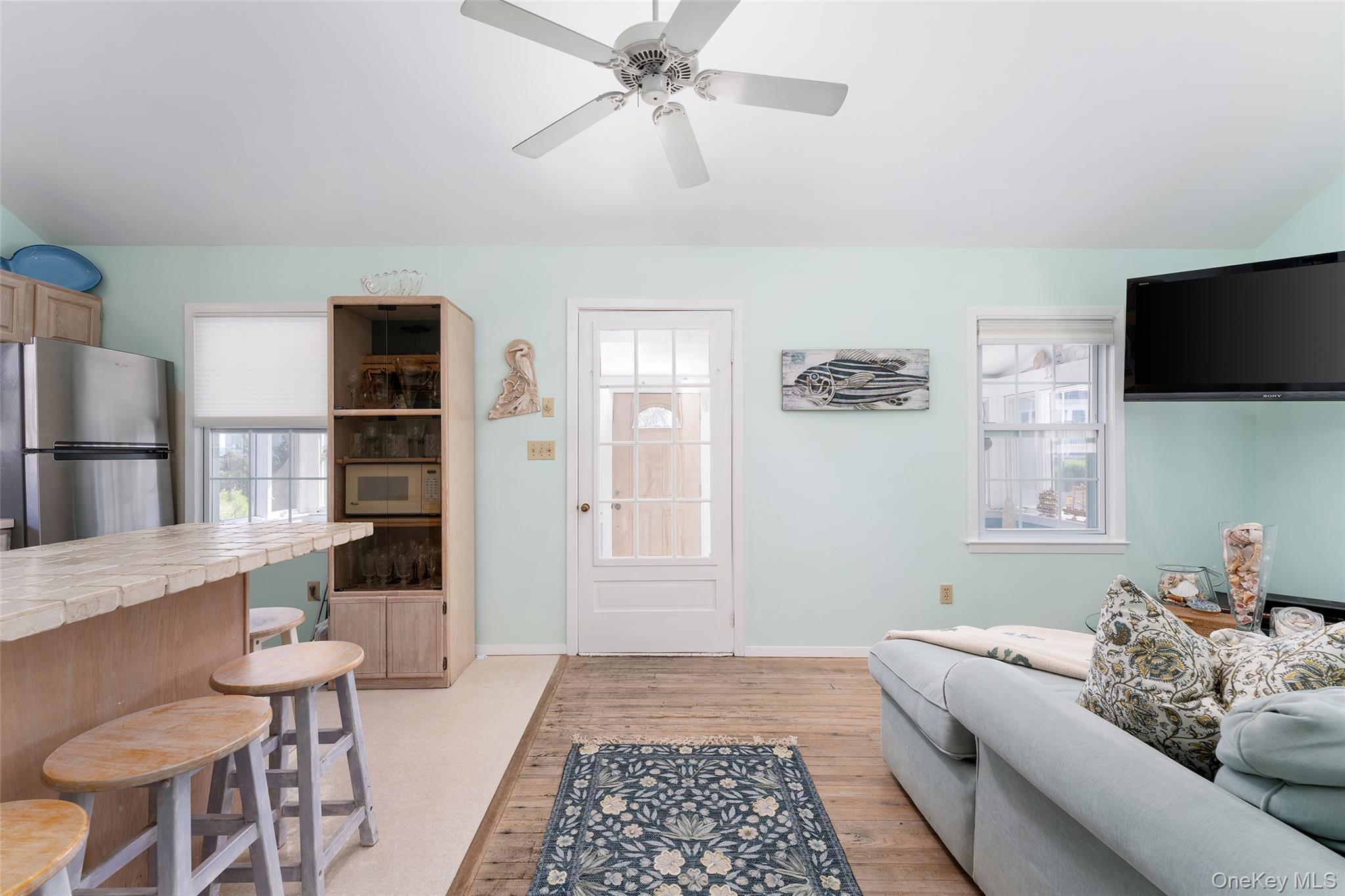 Single Family Beach  Suffolk County, NY 11948, MLS-1026560-7