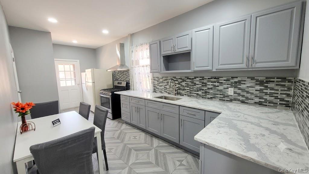 Single Family 40th Drive Queens, NY 11373, MLS-1026588-3