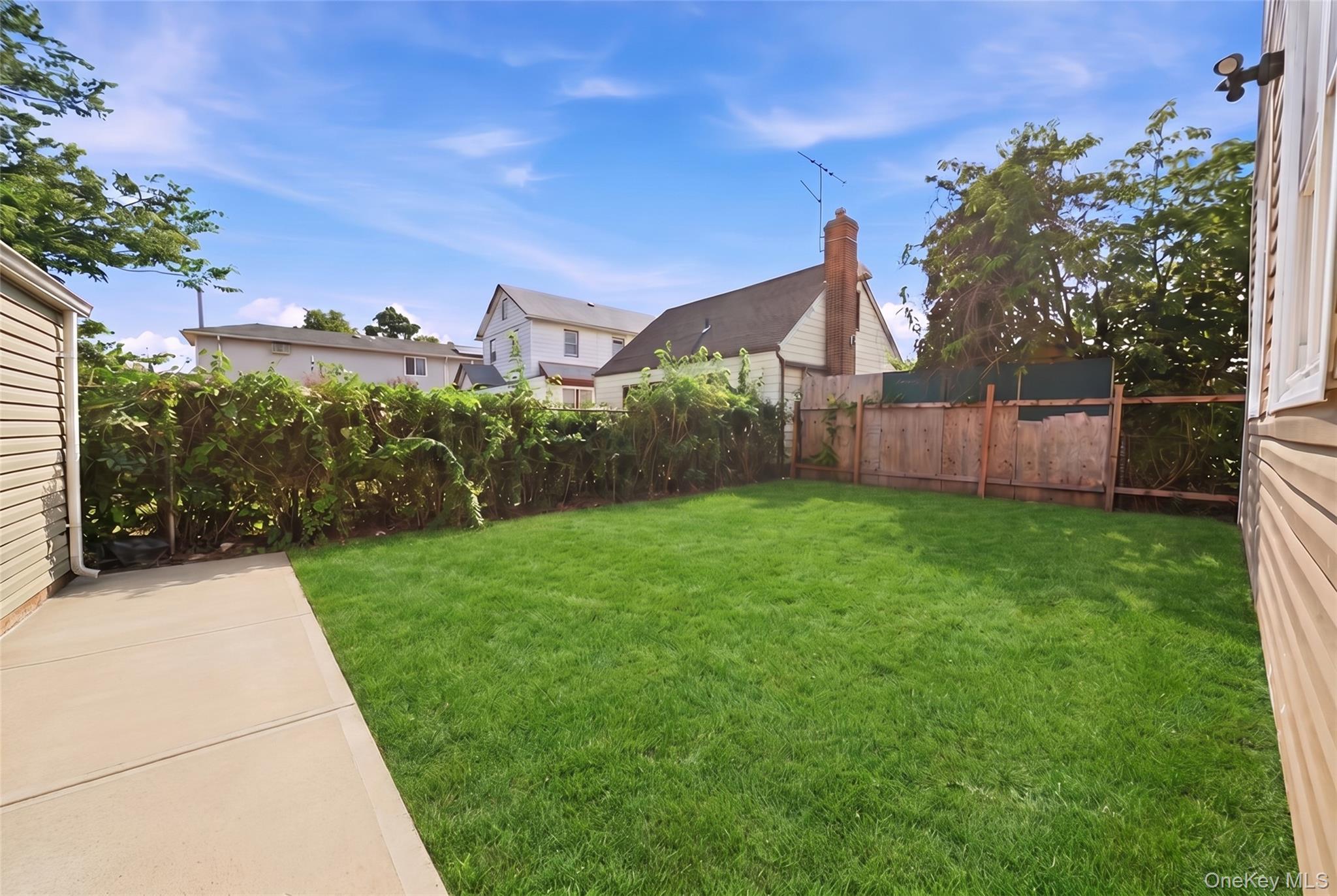 Single Family 143rd Avenue Queens, NY 11422, MLS-1026592-4