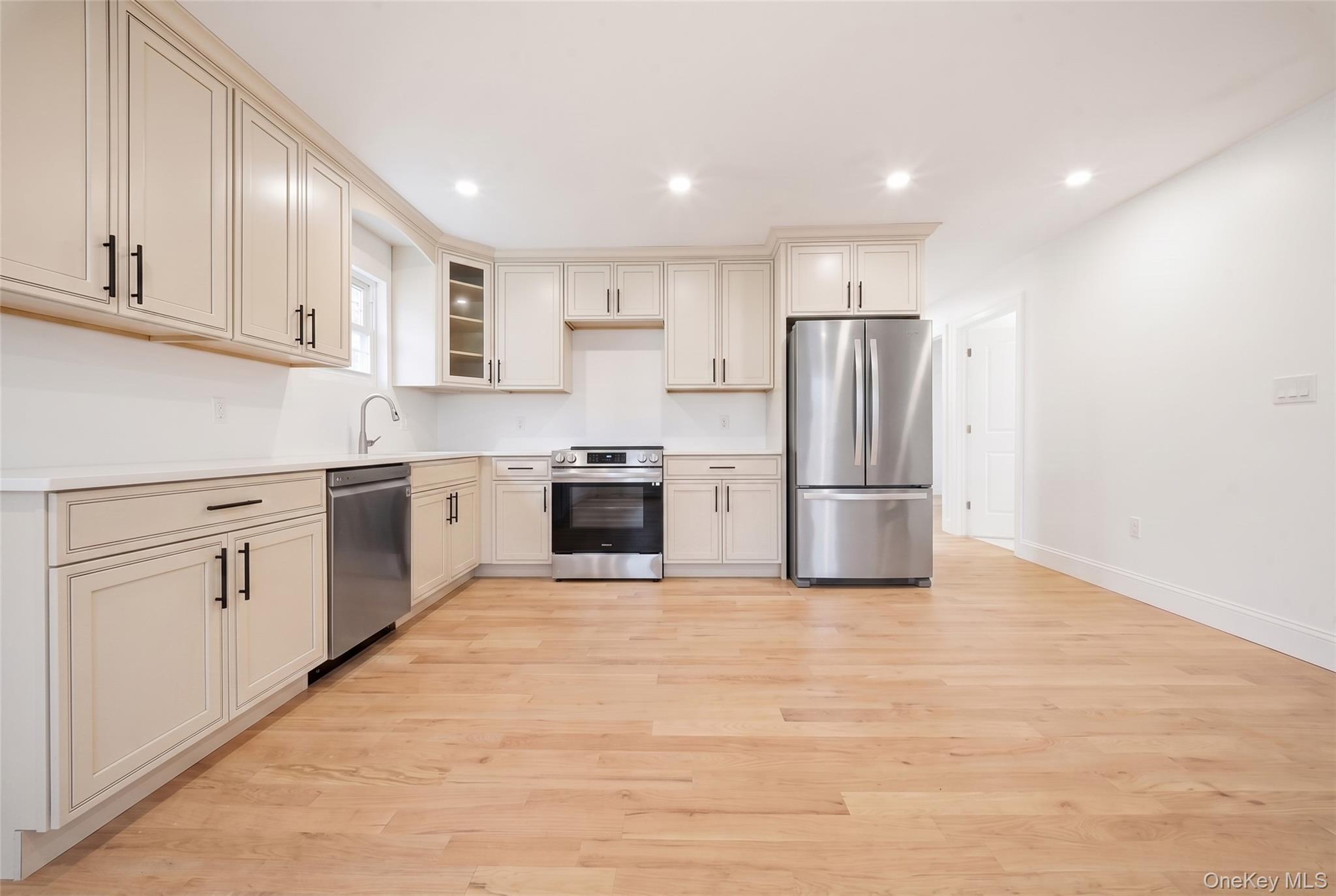 Single Family 143rd Avenue Queens, NY 11422, MLS-1026592-6