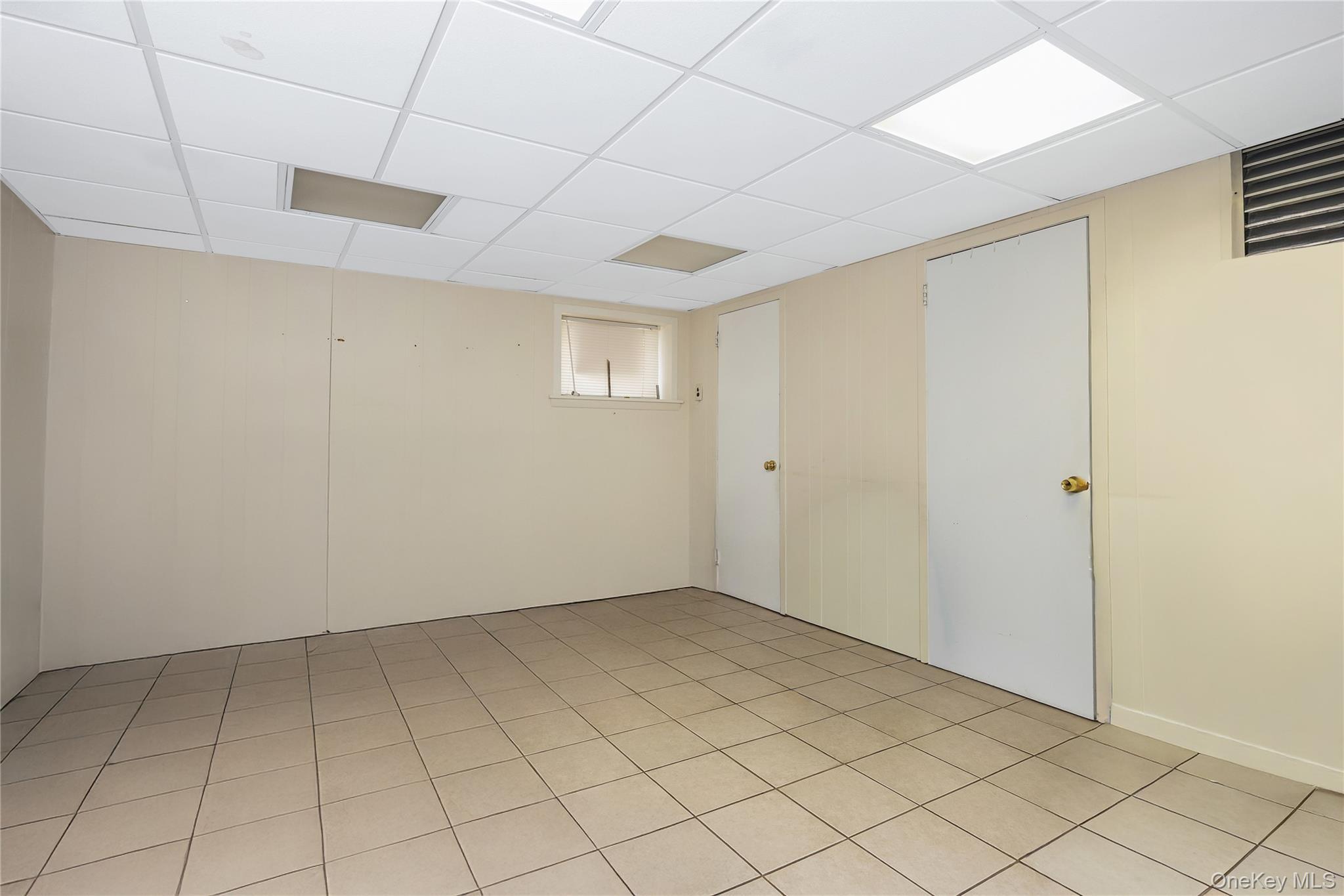 Single Family 202nd Street Queens, NY 11360, MLS-1026608-21