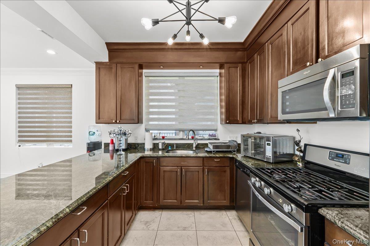 Single Family Forest Lane  Nassau County, NY 11024, MLS-1026632-16