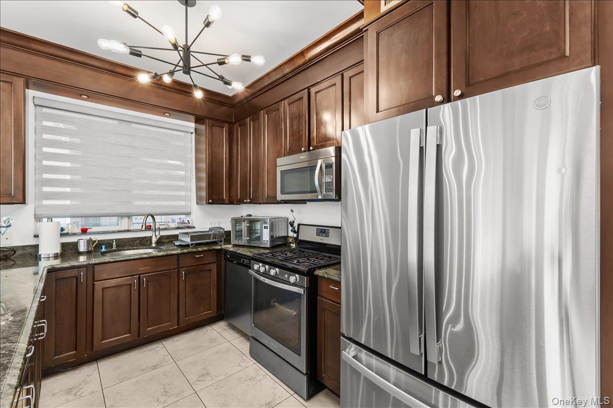 Single Family Forest Lane  Nassau County, NY 11024, MLS-1026632-17