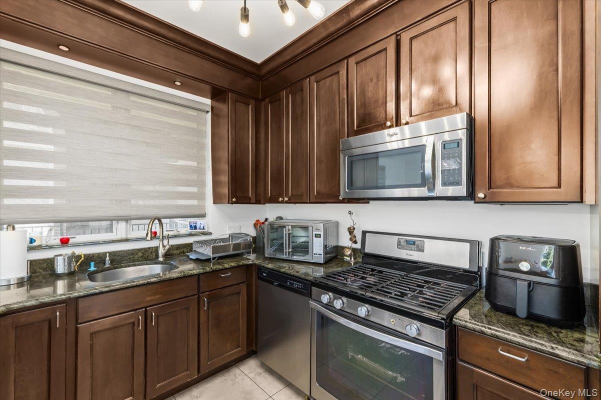 Single Family Forest Lane  Nassau County, NY 11024, MLS-1026632-18