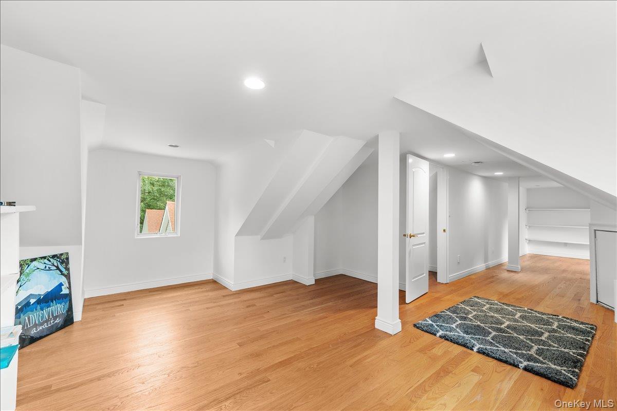 Single Family Forest Lane  Nassau County, NY 11024, MLS-1026632-39