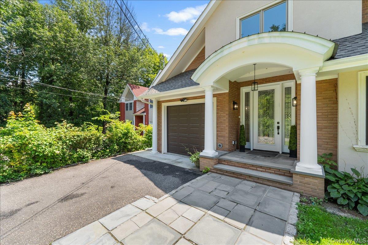 Single Family Forest Lane  Nassau County, NY 11024, MLS-1026632-4