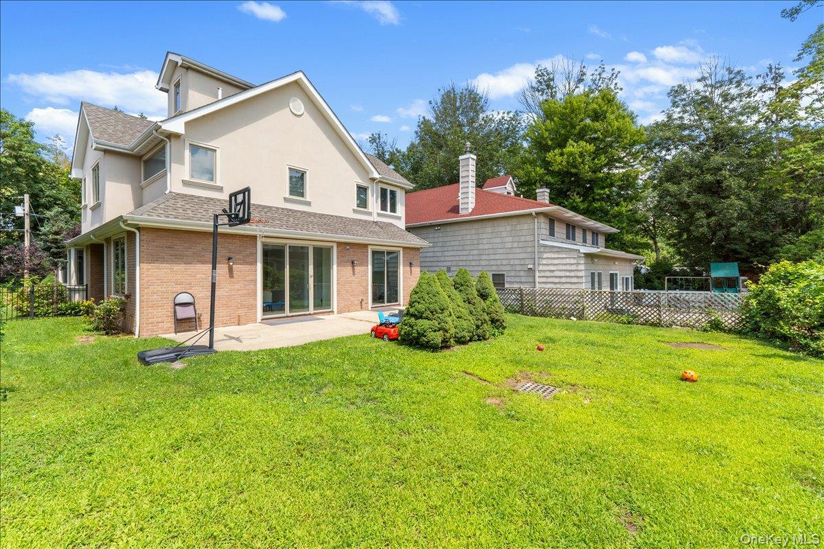 Single Family Forest Lane  Nassau County, NY 11024, MLS-1026632-42
