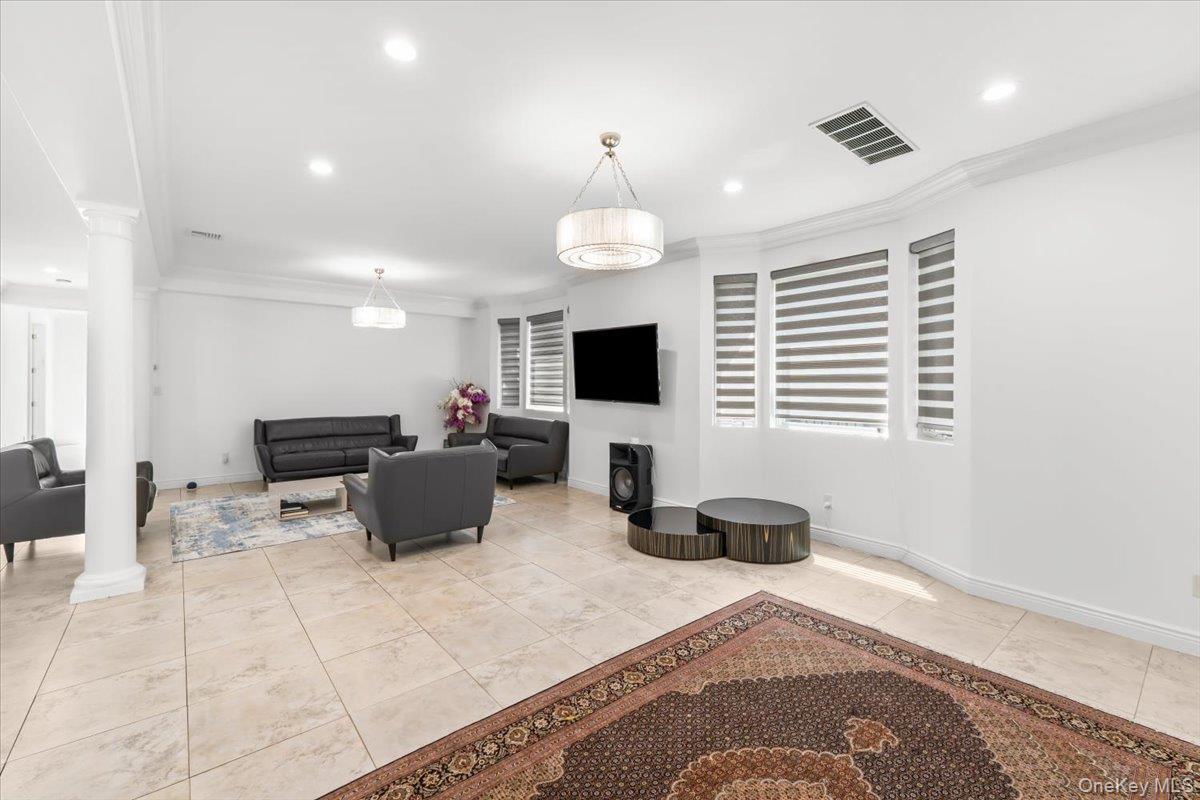 Single Family Forest Lane  Nassau County, NY 11024, MLS-1026632-7