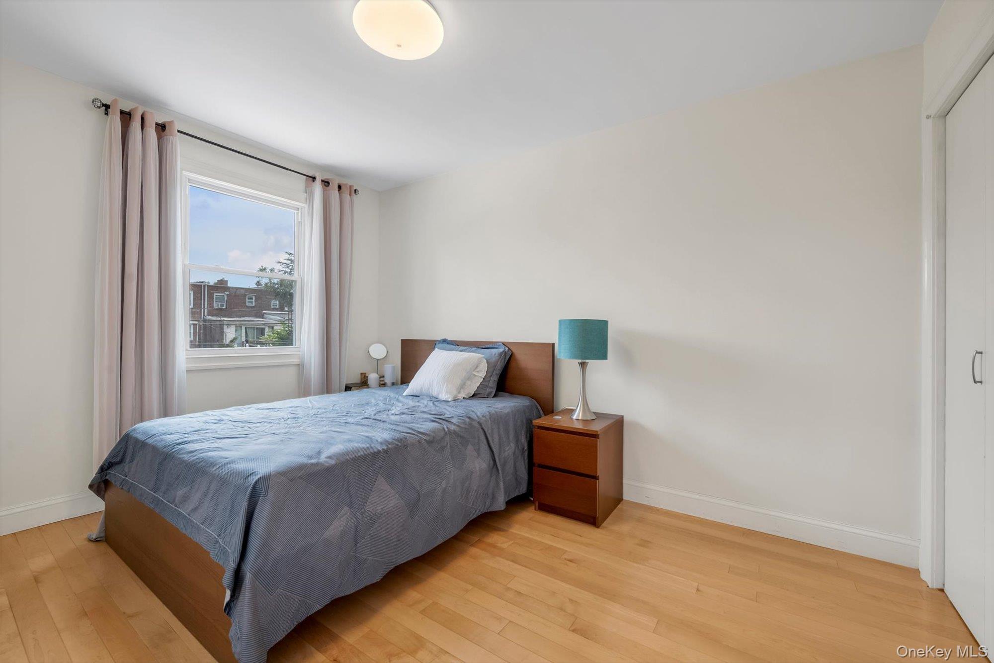 Single Family 11th Avenue Queens, NY 11357, MLS-1026644-11