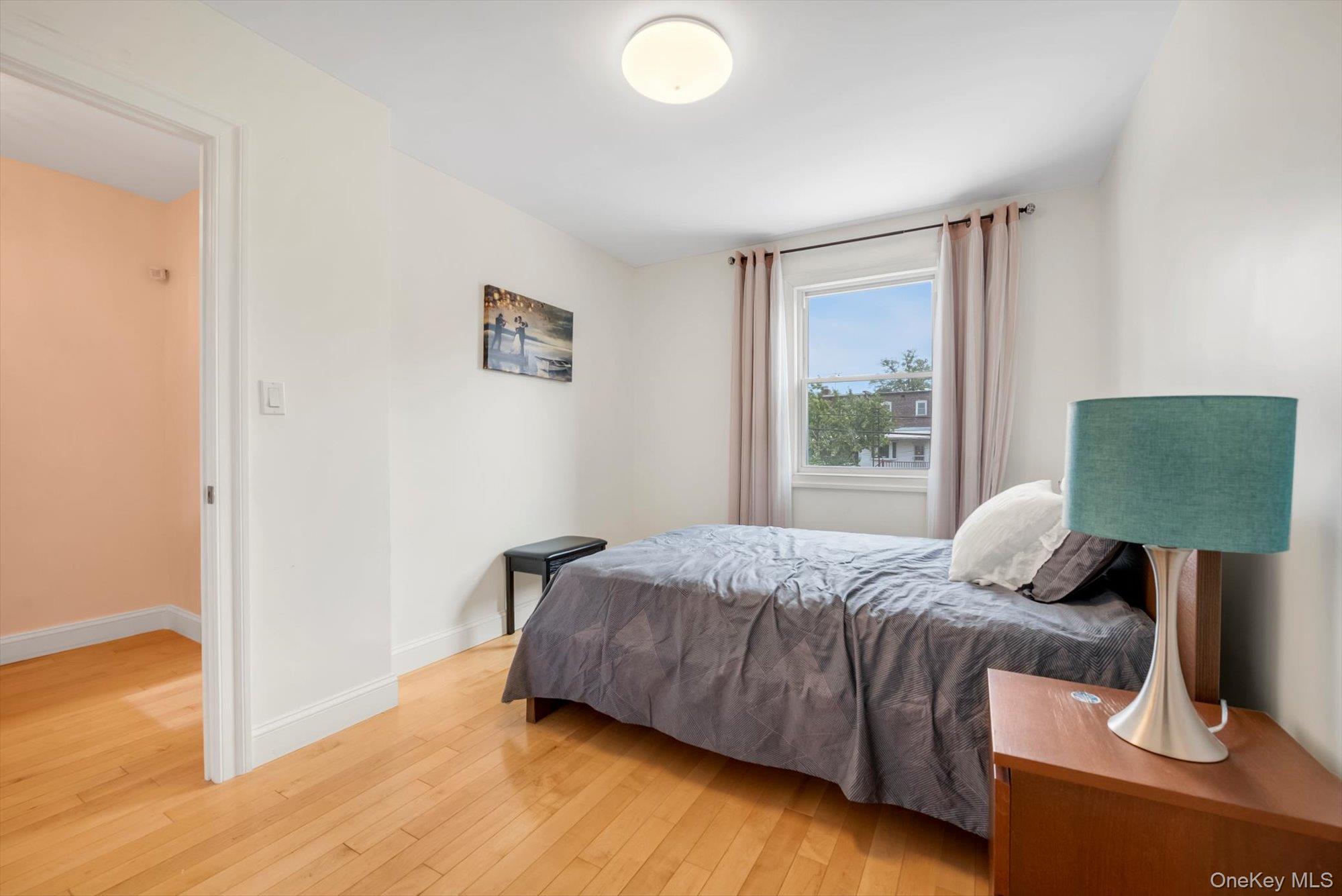 Single Family 11th Avenue Queens, NY 11357, MLS-1026644-12