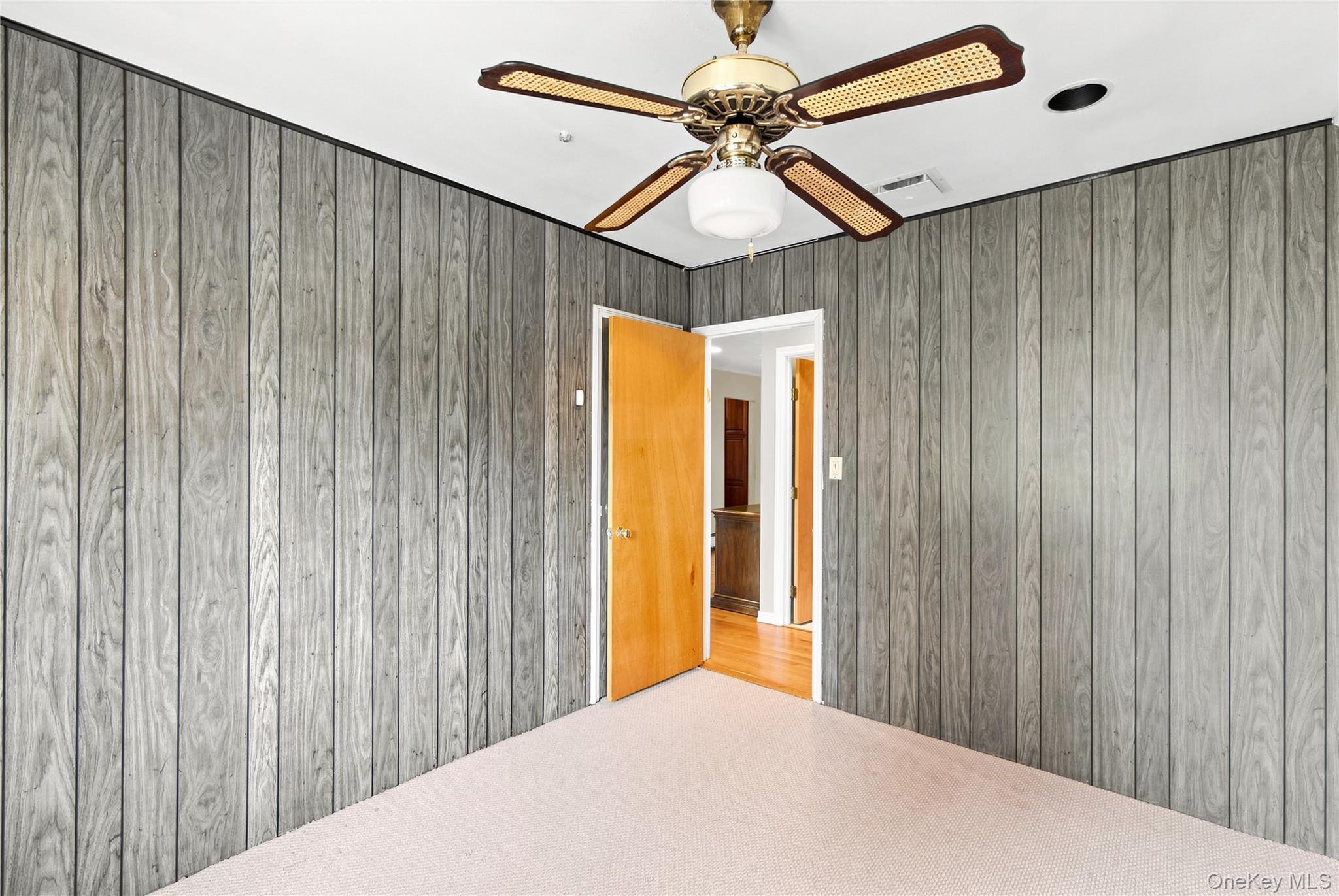 Single Family Navy Drive  Suffolk County, NY 11787, MLS-1026666-28