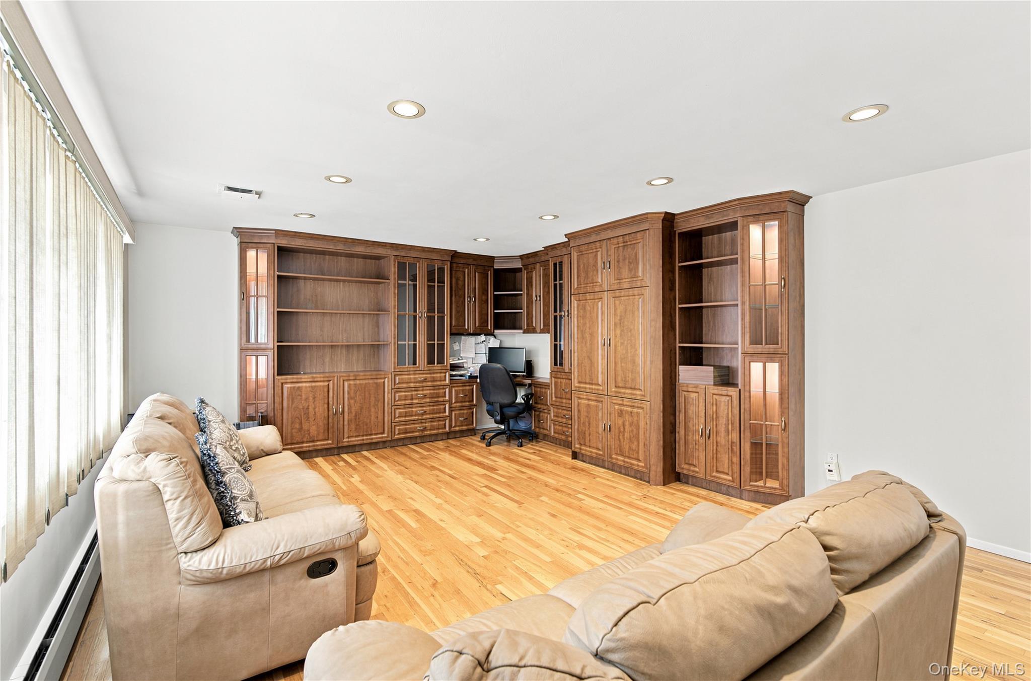 Single Family Navy Drive  Suffolk County, NY 11787, MLS-1026666-8